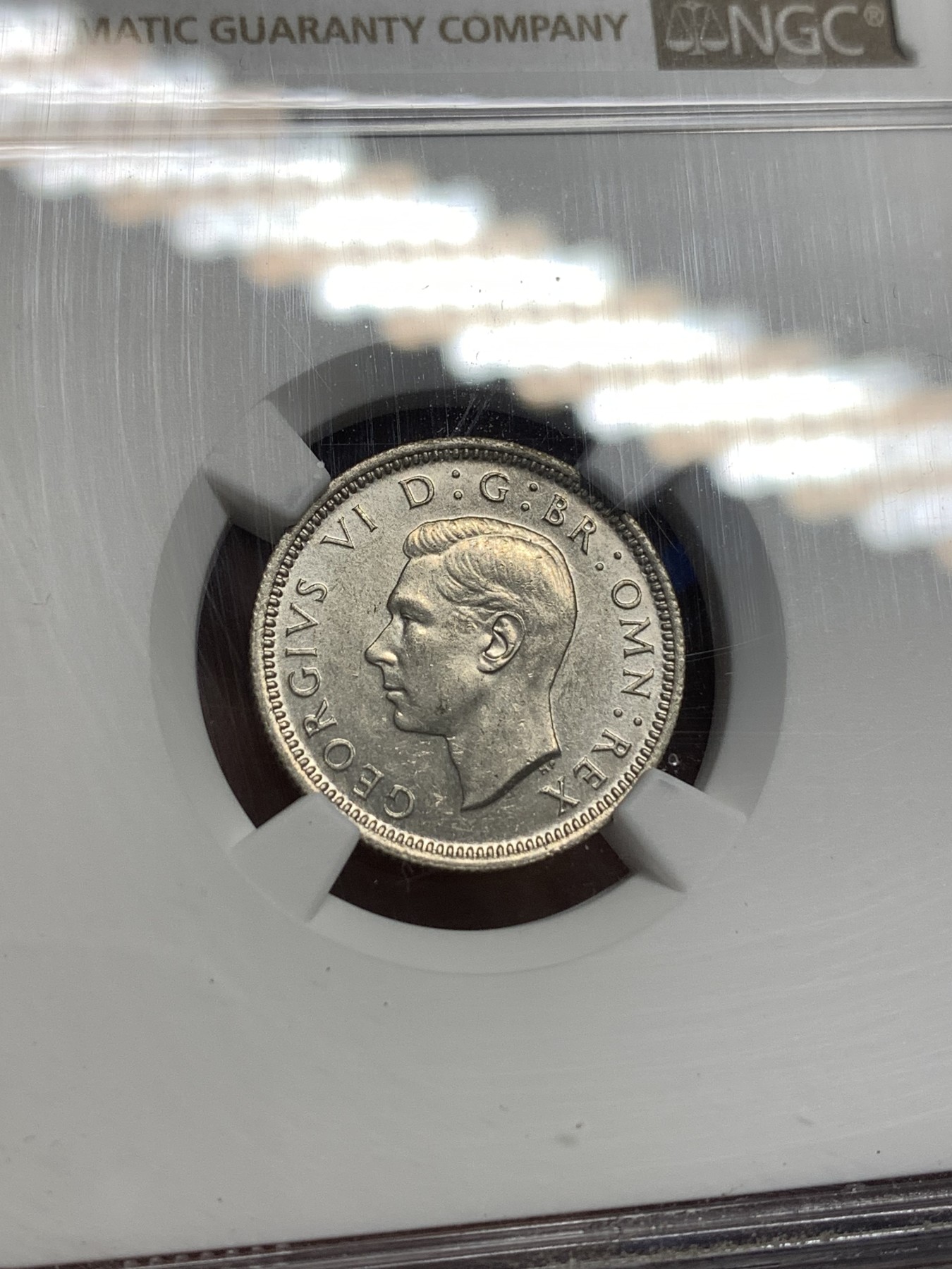 《竞宝斋》第179场-周日，周一2场 (全场包邮) NGC-MS61 英国1943年 乔六6便士银币 原光好品