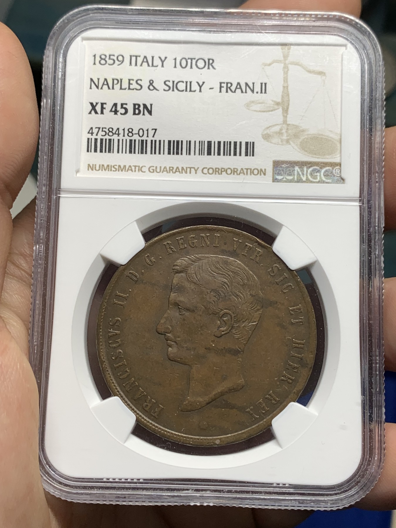 《竞宝斋》第179场-周日，周一2场 (全场包邮) NGC XF45  1859 意大利那不勒斯弗朗西斯二世10托大铜币，单年版，31.18克，齿边向左比齿边向右价格贵一倍