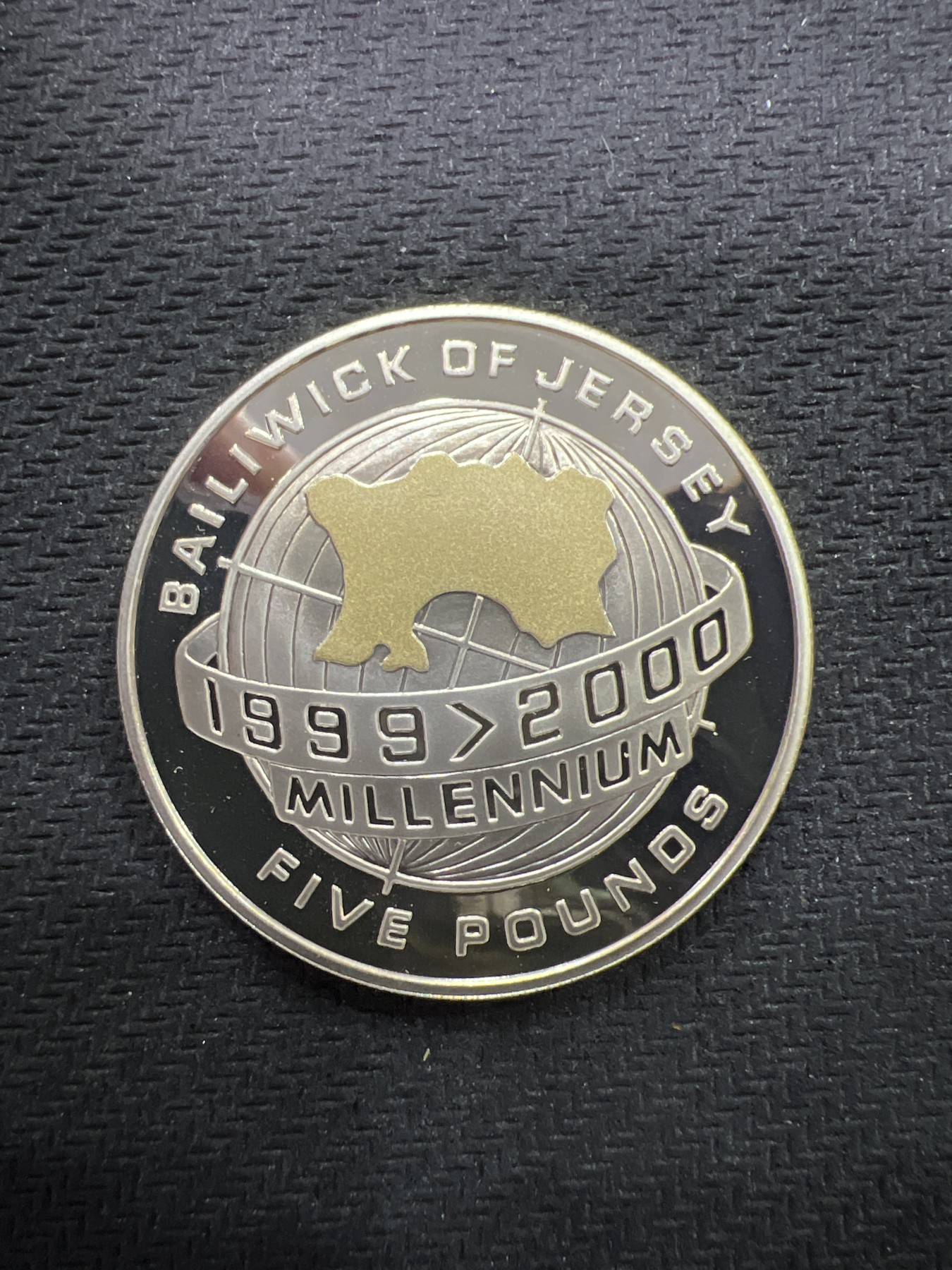 飞翔风筝第三场拍世界纸币银币硬币 泽西岛2000年精制鎏金银币
