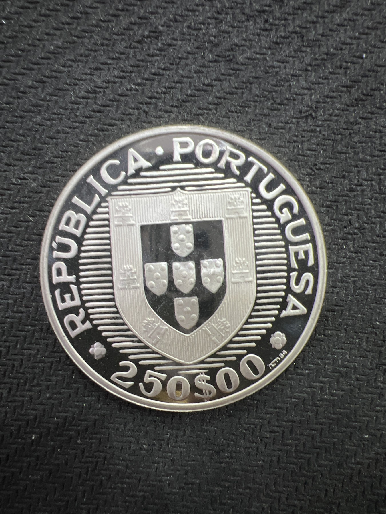 飞翔风筝第三场拍世界纸币银币硬币 葡萄牙1984年FAO精制银币