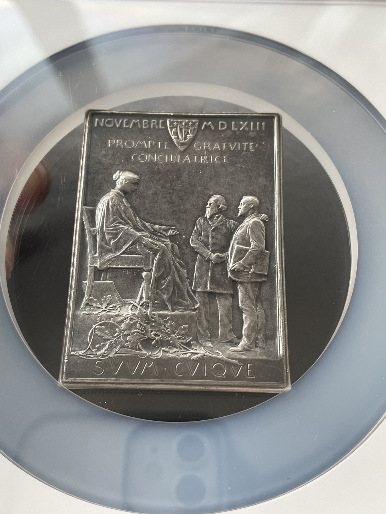 章牌专场-第26期 O.Roty～1894年法国巴黎商业法庭银章 尺寸：58 × 42 mm