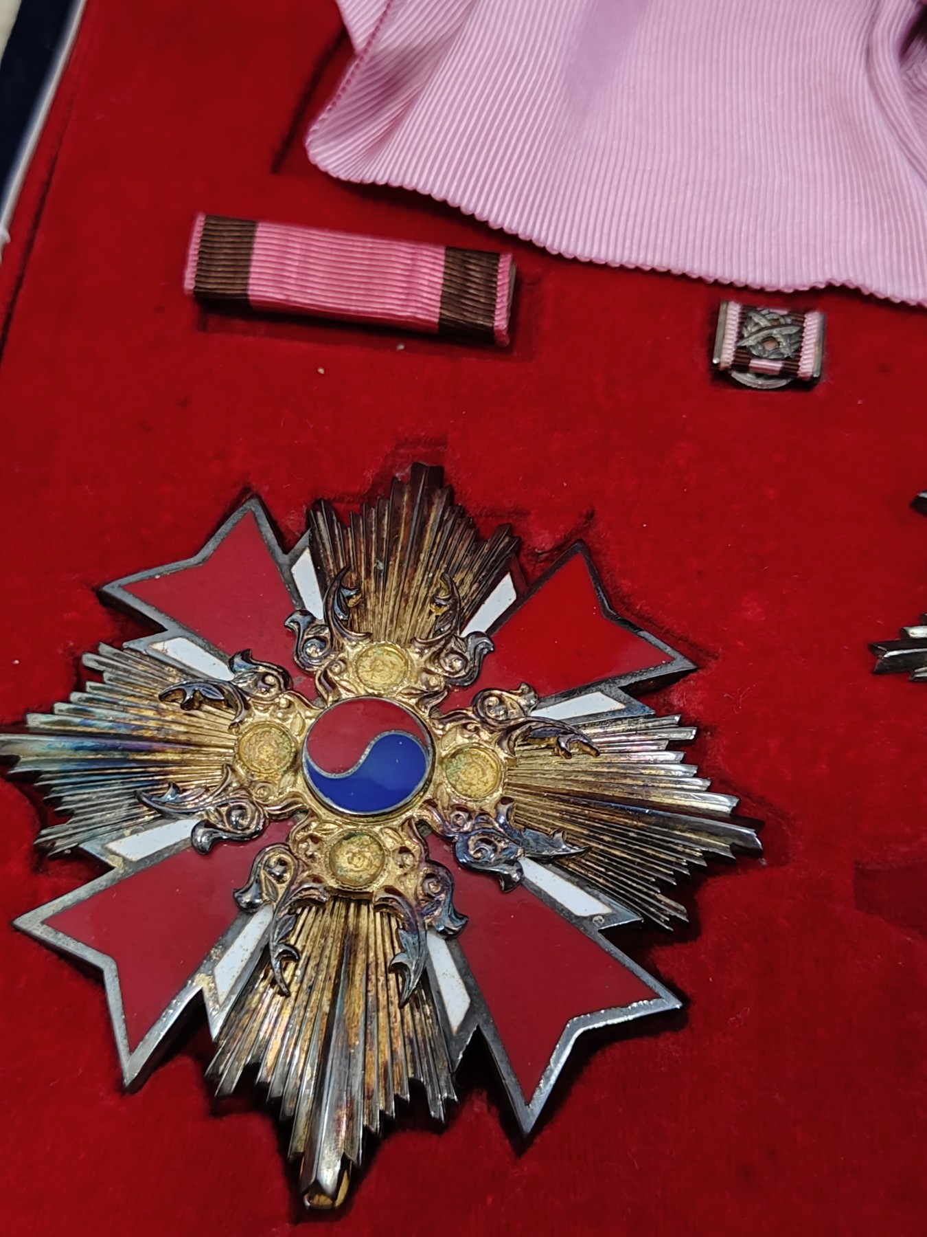 全场0元起拍 第71期 咸鱼国勋章拍卖专场 7月9日（周日）下午6：00开始 韩国修交勋章 大绶 早期银质 被秒 展示 勿拍