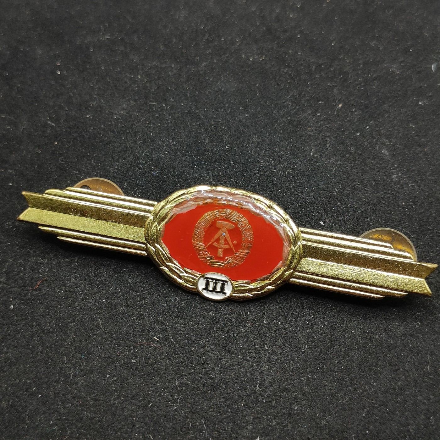 全场0元起拍 第71期 咸鱼国勋章拍卖专场 7月9日（周日）下午6：00开始 东德人民军三级通用技能章