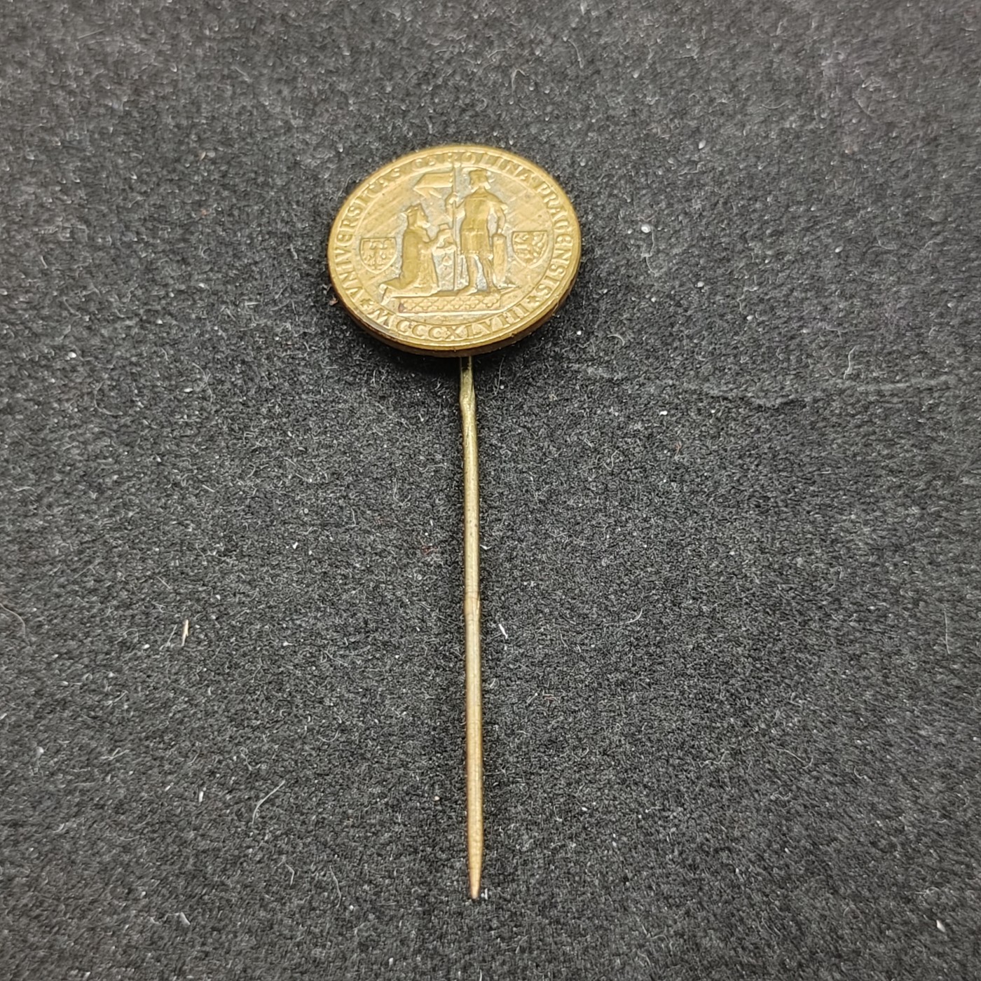 全场0元起拍 第71期 咸鱼国勋章拍卖专场 7月9日（周日）下午6：00开始 钱币样式徽章