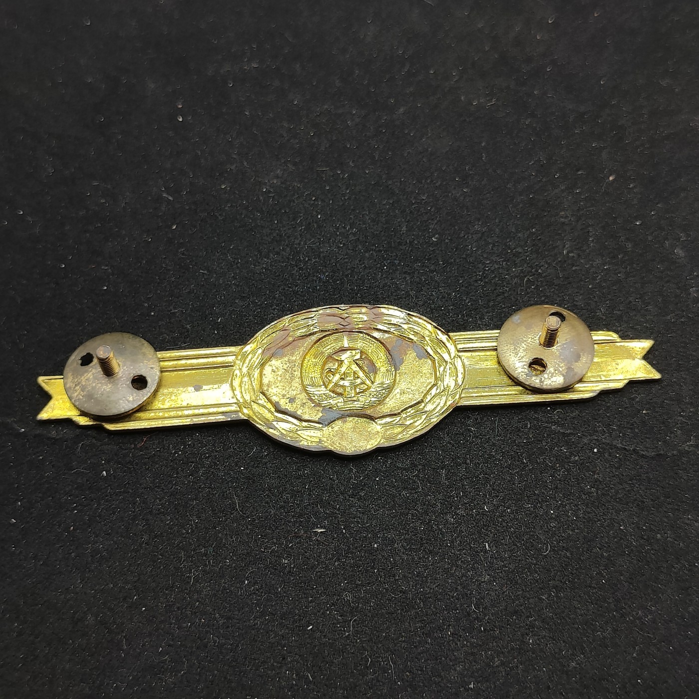 全场0元起拍 第71期 咸鱼国勋章拍卖专场 7月9日（周日）下午6：00开始 东德人民军三级通用技能章