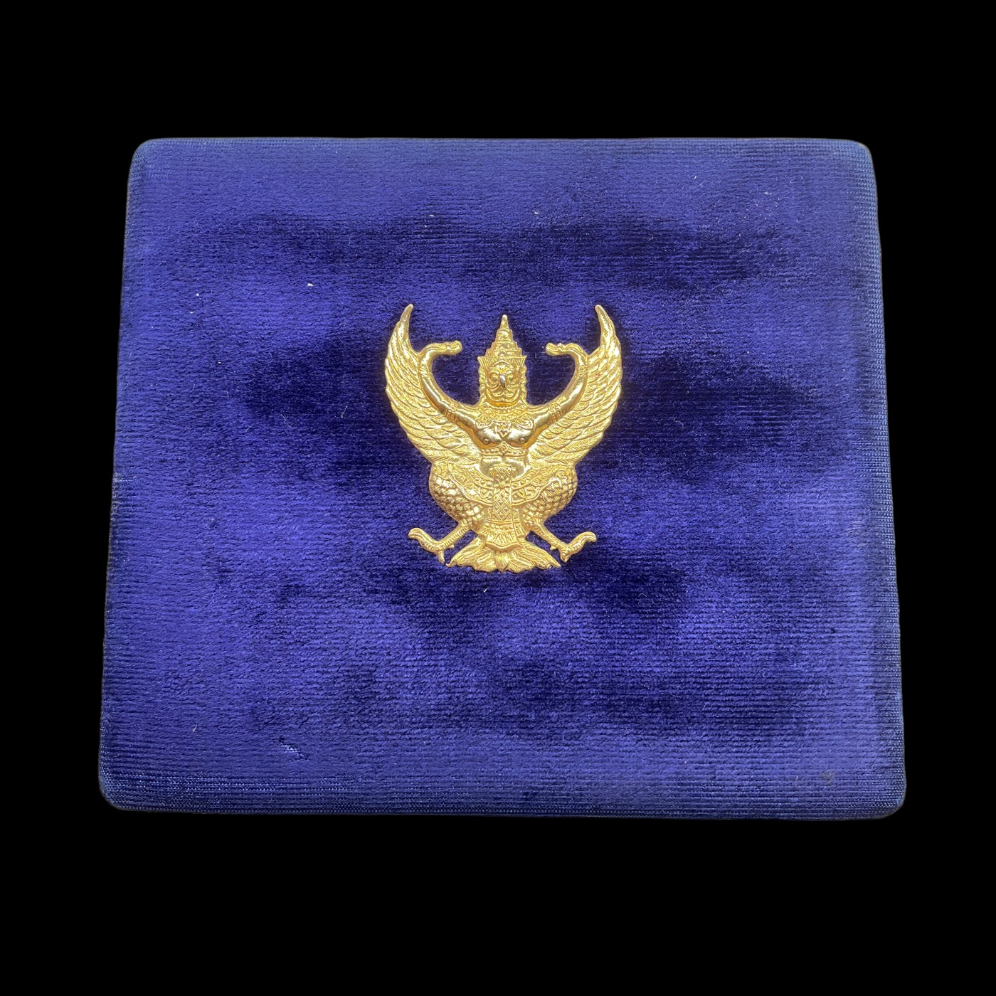 勋章奖章交易所2023.7.8群拍 泰国大十字级皇冠勋章，银质珐琅局部镀金，盒挂齐全，非常漂亮