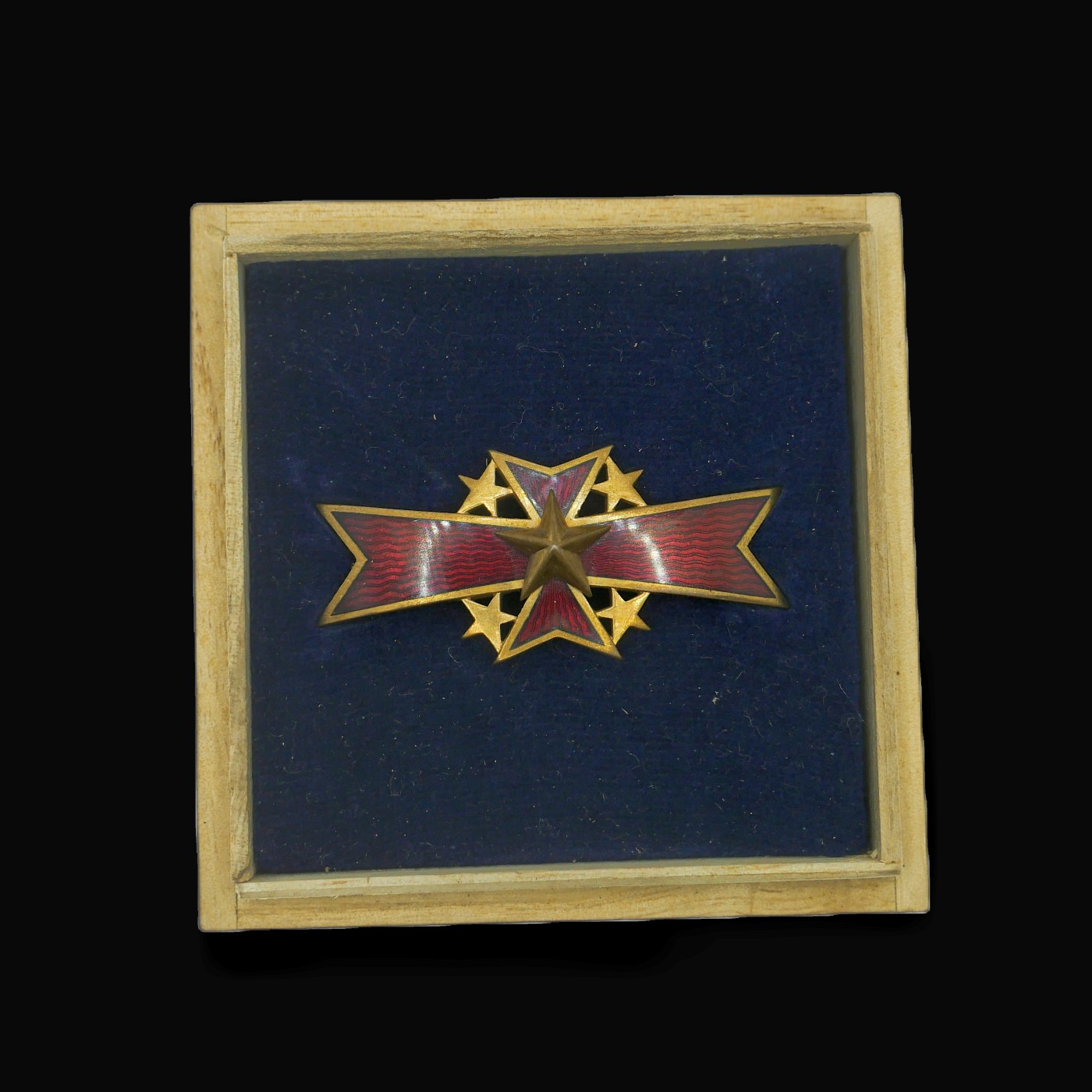 勋章奖章交易所2023.7.8群拍 日本军事功劳章，珐琅完整原盒