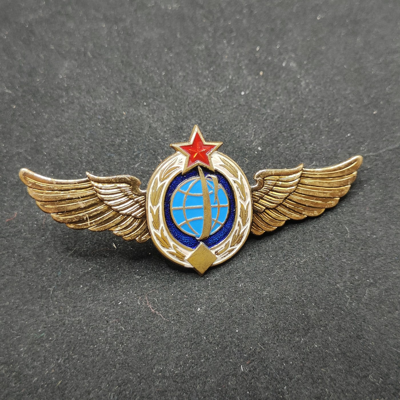 全场0元起拍 第71期 咸鱼国勋章拍卖专场 7月9日（周日）下午6：00开始 苏联宇航员等级证章