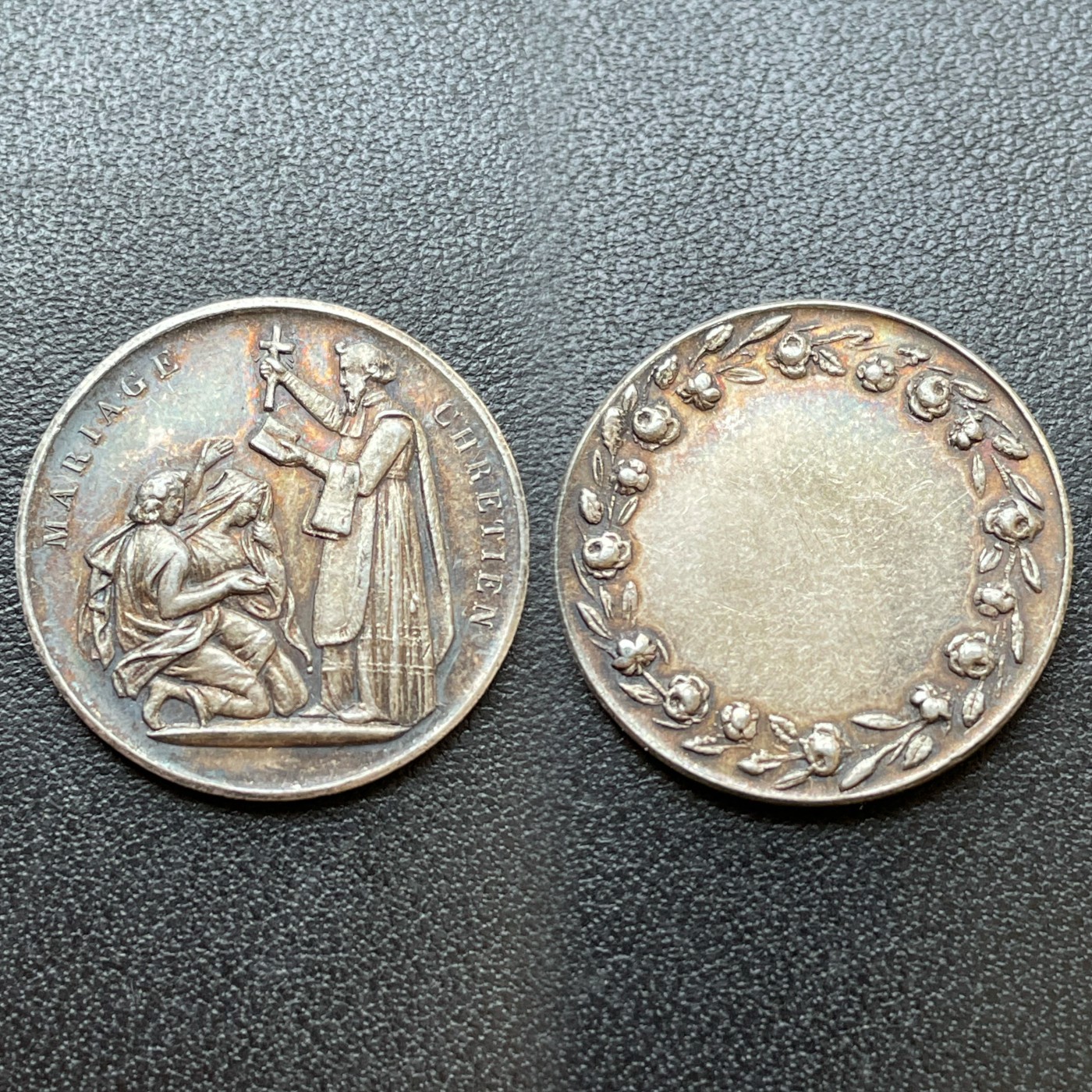 章牌专场-第26期 法国婚礼银章 直径：20 mm ，3.2 g