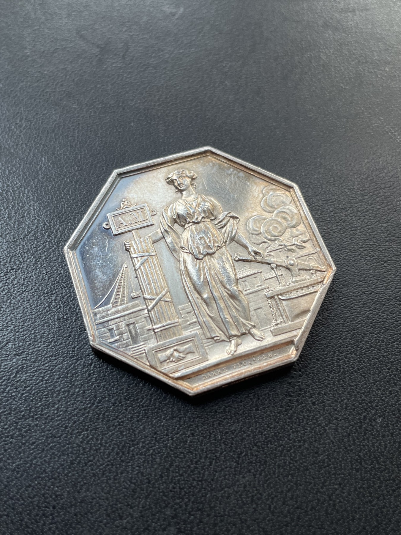 章牌专场-第26期 1852年法国塞纳河火灾互助保险银章 直径：37 mm ，21 g