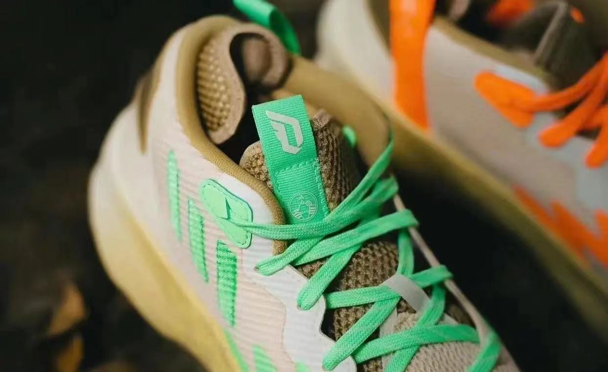 零元拍：达米安·利拉德亲笔签名Adidas Dame 8“从军行”战靴，祝君“黄金百战穿金甲，不破楼兰终不还！”
