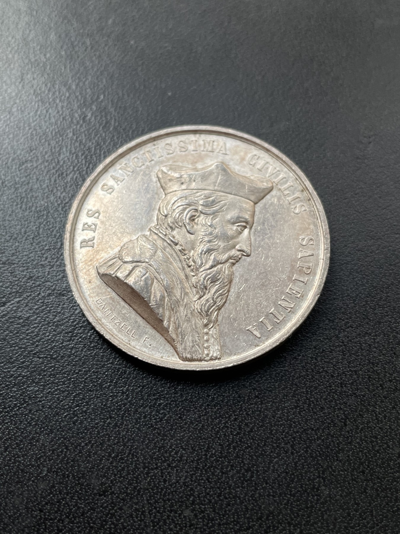 章牌专场-第26期 法国图卢兹立法学院银章 直径：35 mm ，17.6 g