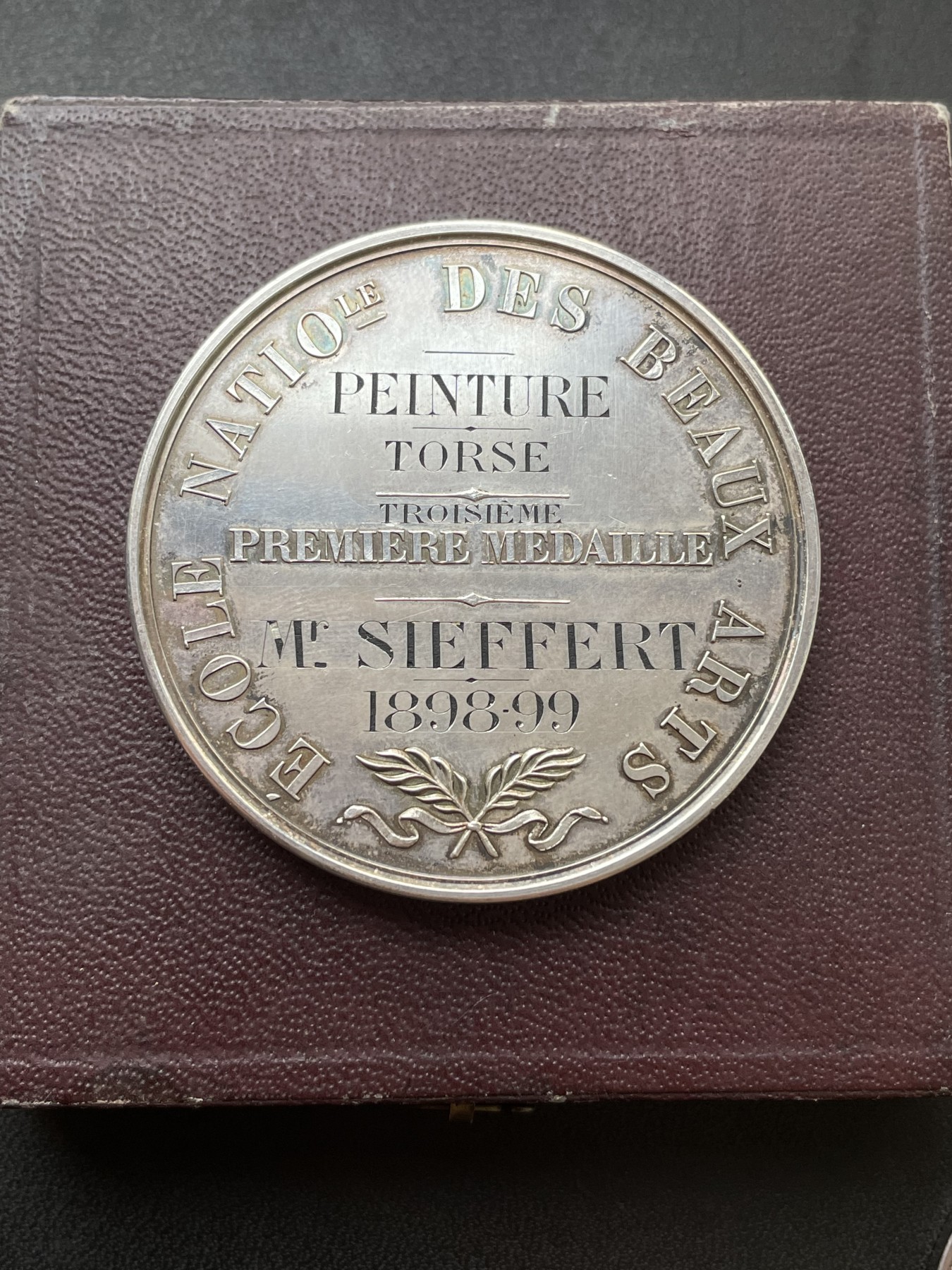 章牌专场-第26期 E.CATTEAUX.E～1889年法国美术学院原盒银奖章 直径：50 mm ，65 g