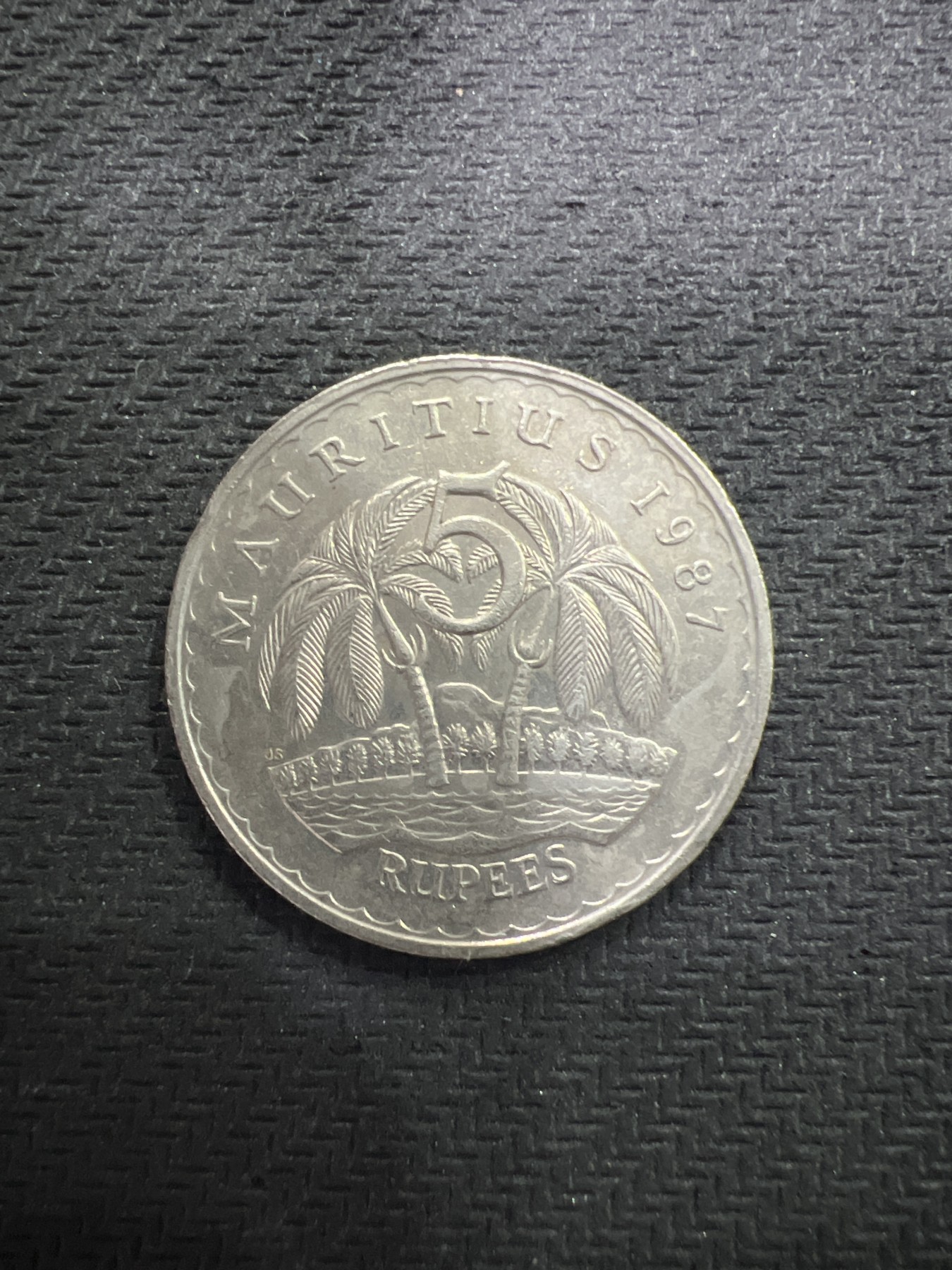 飞翔风筝第三场拍世界纸币银币硬币 毛里求斯硬币