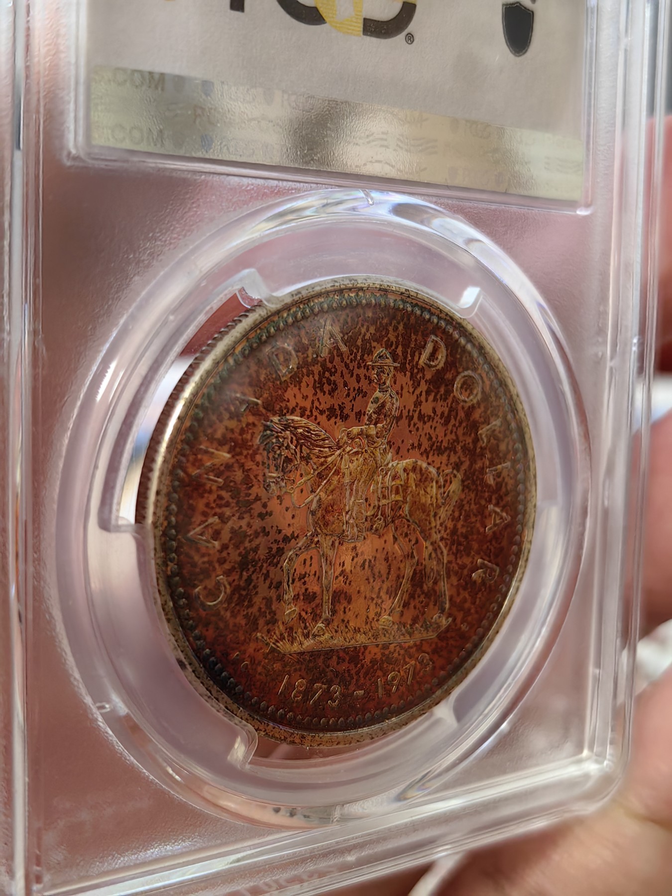 橡树集藏-006场 海纳百川 pcgs-sp67 1973年加拿大伊丽莎白银样币 骑警百年纪念银币 背面彩虹炫彩