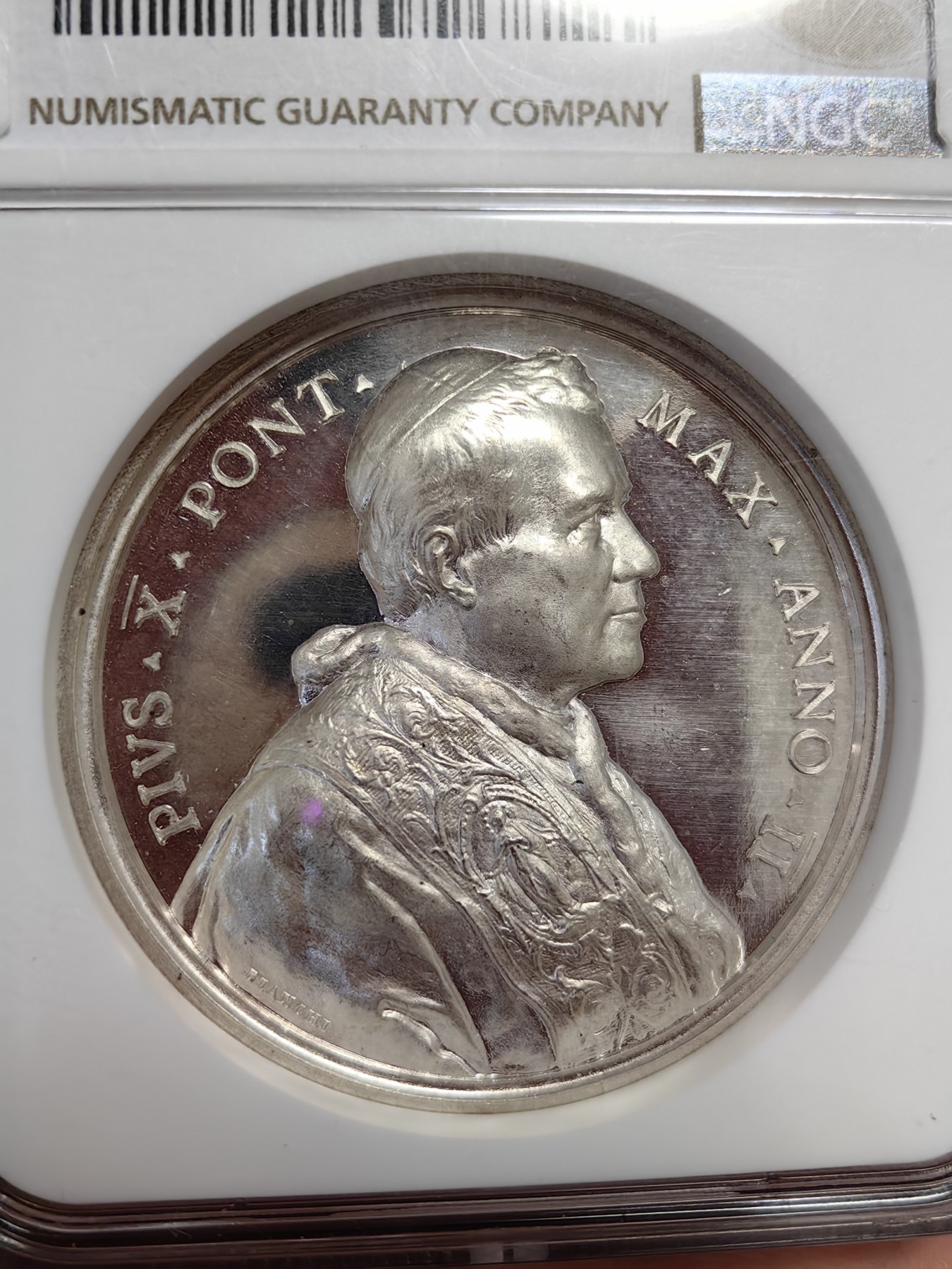 橡树集藏-006场 海纳百川 NGC-64 梵蒂冈 1904 教皇庇护十世（肖像朝右）封圣银章，高分，高浮雕镜面，加厚盒。