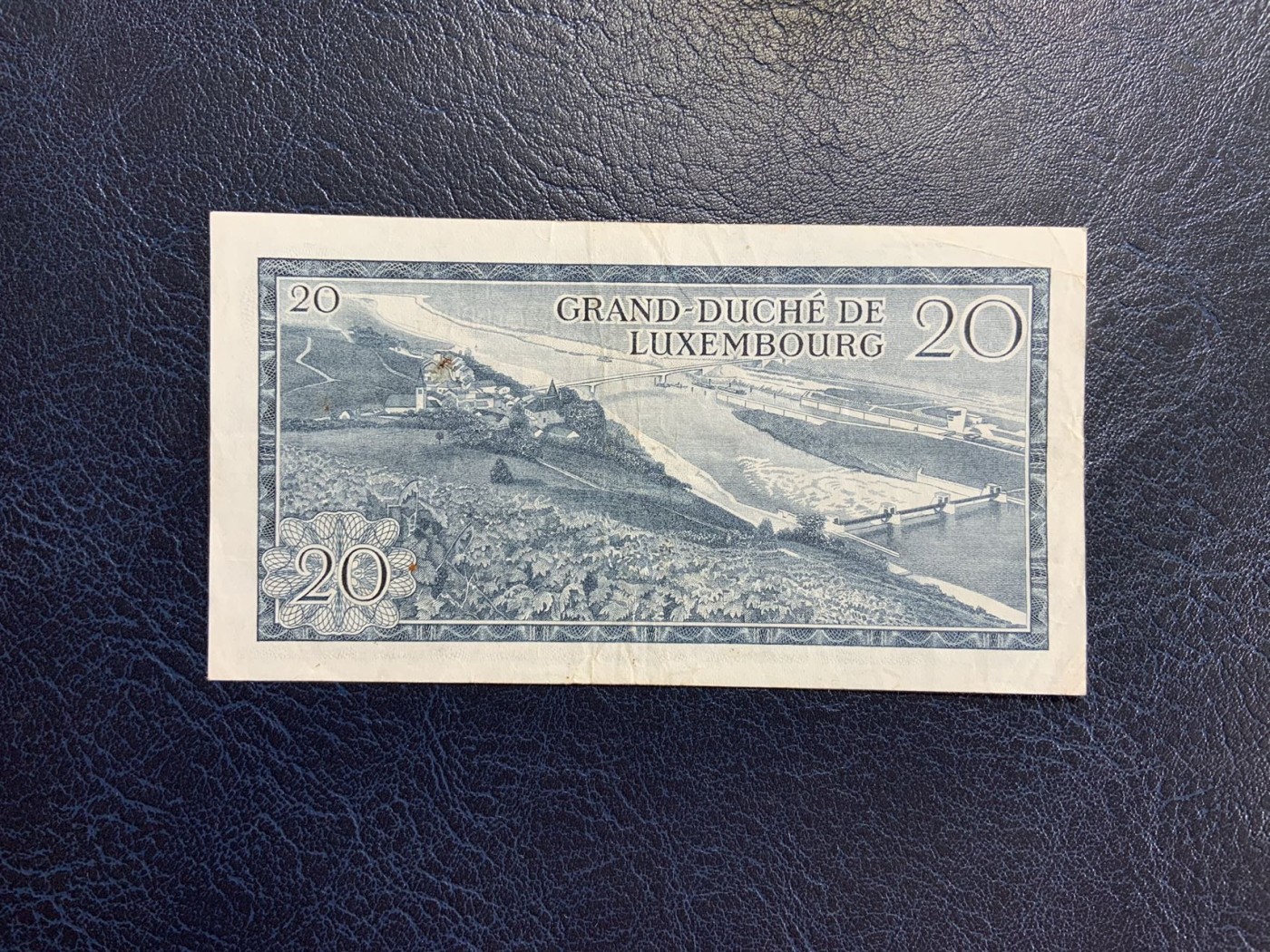 收藏联盟Quantum Auction 第272期拍卖 世界人口日专场 卢森堡1966年20法郎 非全新 品相如图