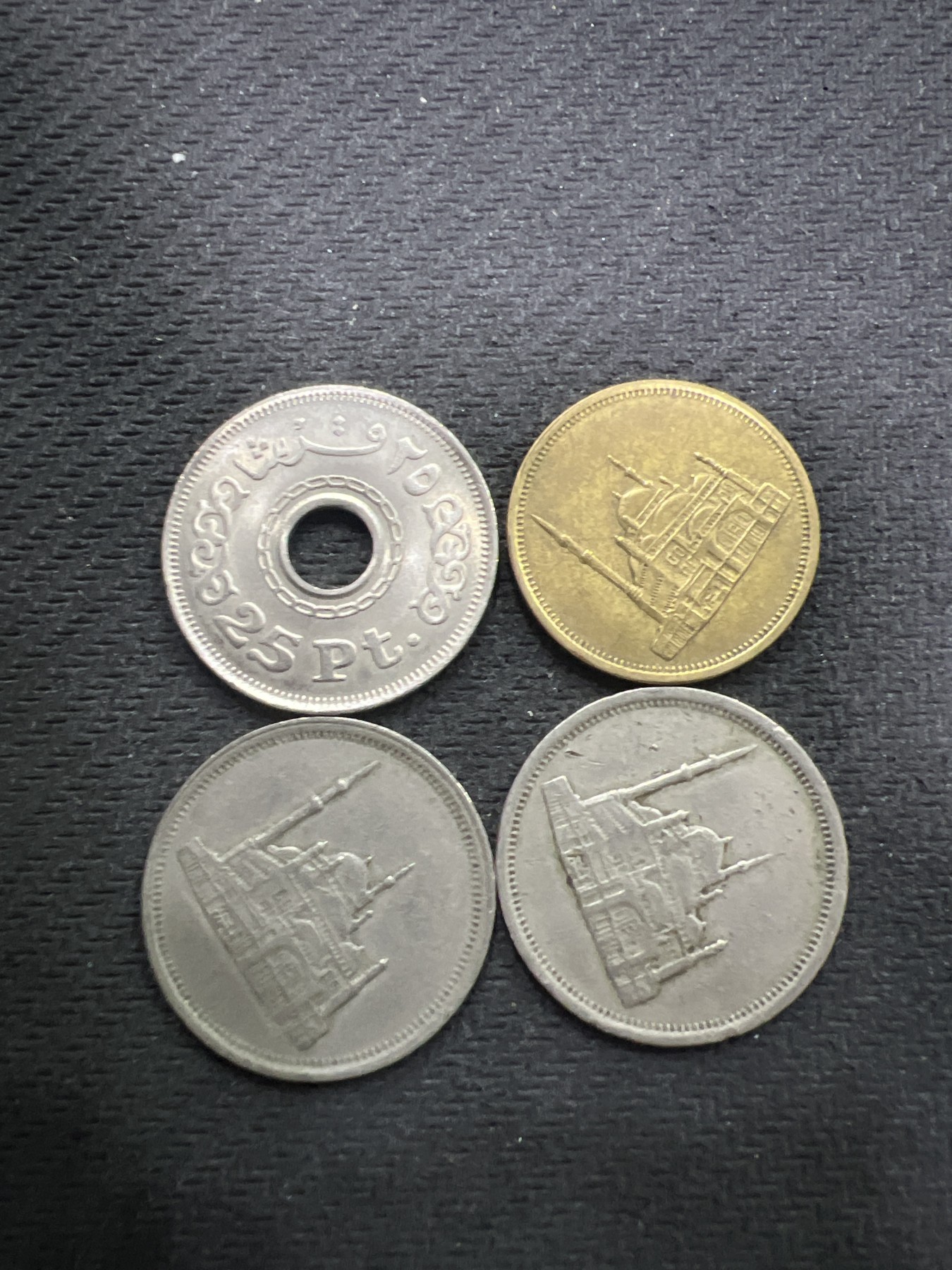 飞翔风筝第三场拍世界纸币银币硬币 埃及4枚硬币