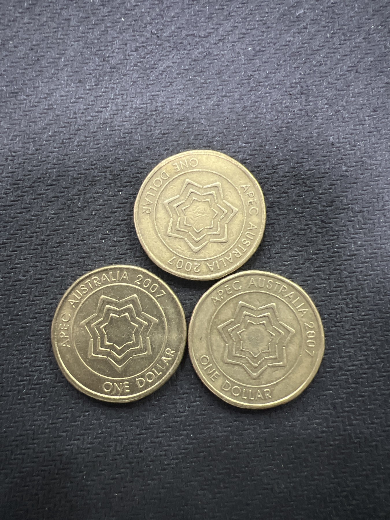 飞翔风筝第三场拍世界纸币银币硬币 澳大利亚1元3枚APEC会议纪念币