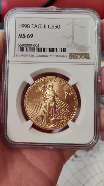 橡树集藏-006场 海纳百川 ngc-ms69 1998年美国圣高斯50美元金币  正面自由女神十分优美  背面美国鹰 含纯金1盎司 金价持续上涨 投资佳品