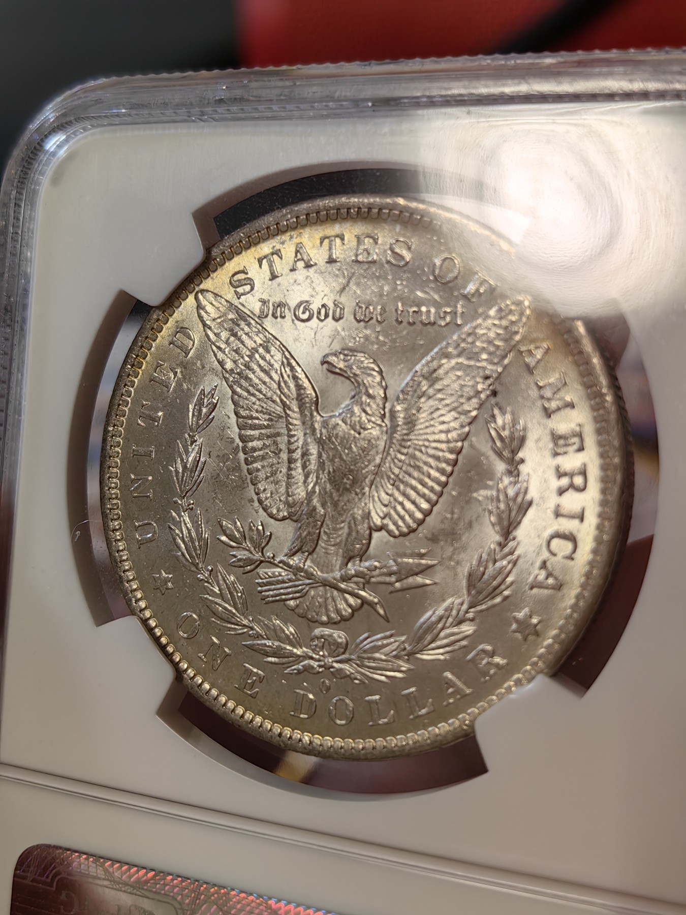 橡树集藏-006场 海纳百川 ngc-ms64 1883年o版美国摩根银元 老盒严评 正面炫目全金彩 洋红色点缀 实物观感极佳