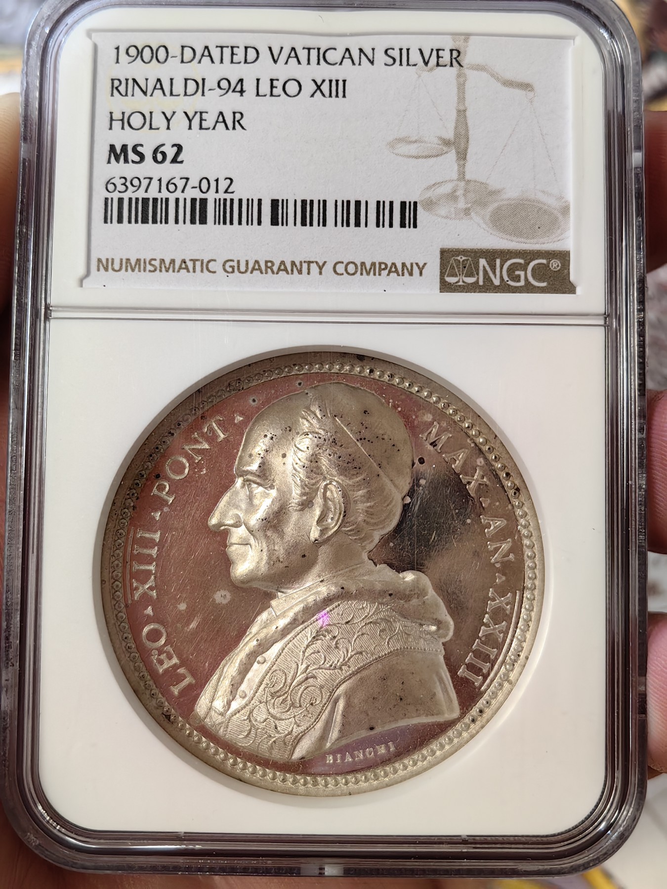 橡树集藏-006场 海纳百川 NGC-62梵蒂冈 1900教皇列奥十三世，圣年记念章，人物刻画细腻，高浮雕镜面底板，加厚盒。