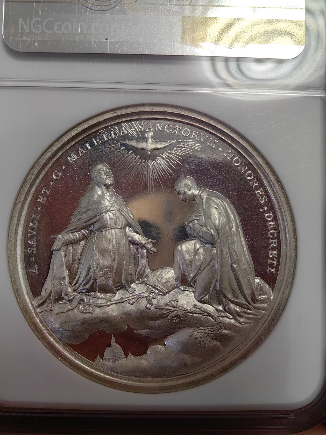 橡树集藏-006场 海纳百川 NGC-64 梵蒂冈 1904 教皇庇护十世（肖像朝右）封圣银章，高分，高浮雕镜面，加厚盒。