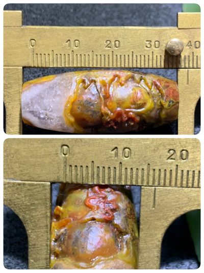 精美亚光冰飘战国红玛瑙手工俏色巧雕佛祖意境桶珠子一颗！ 精美亚光冰飘战国红玛瑙手工俏色巧雕佛祖意境桶珠子一颗！