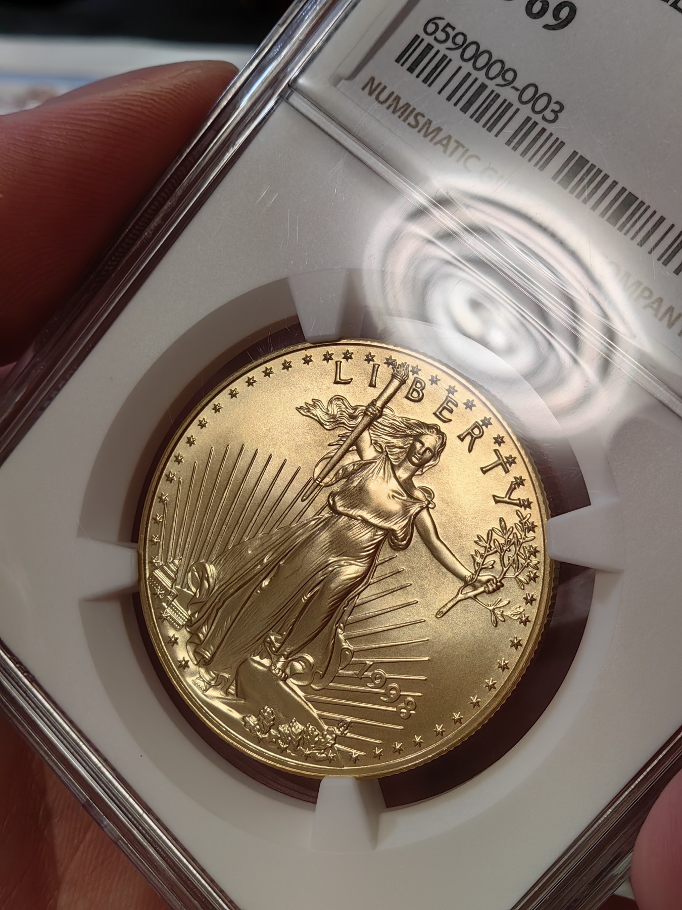 橡树集藏-006场 海纳百川 ngc-ms69 1998年美国圣高斯50美元金币  正面自由女神十分优美  背面美国鹰 含纯金1盎司 金价持续上涨 投资佳品