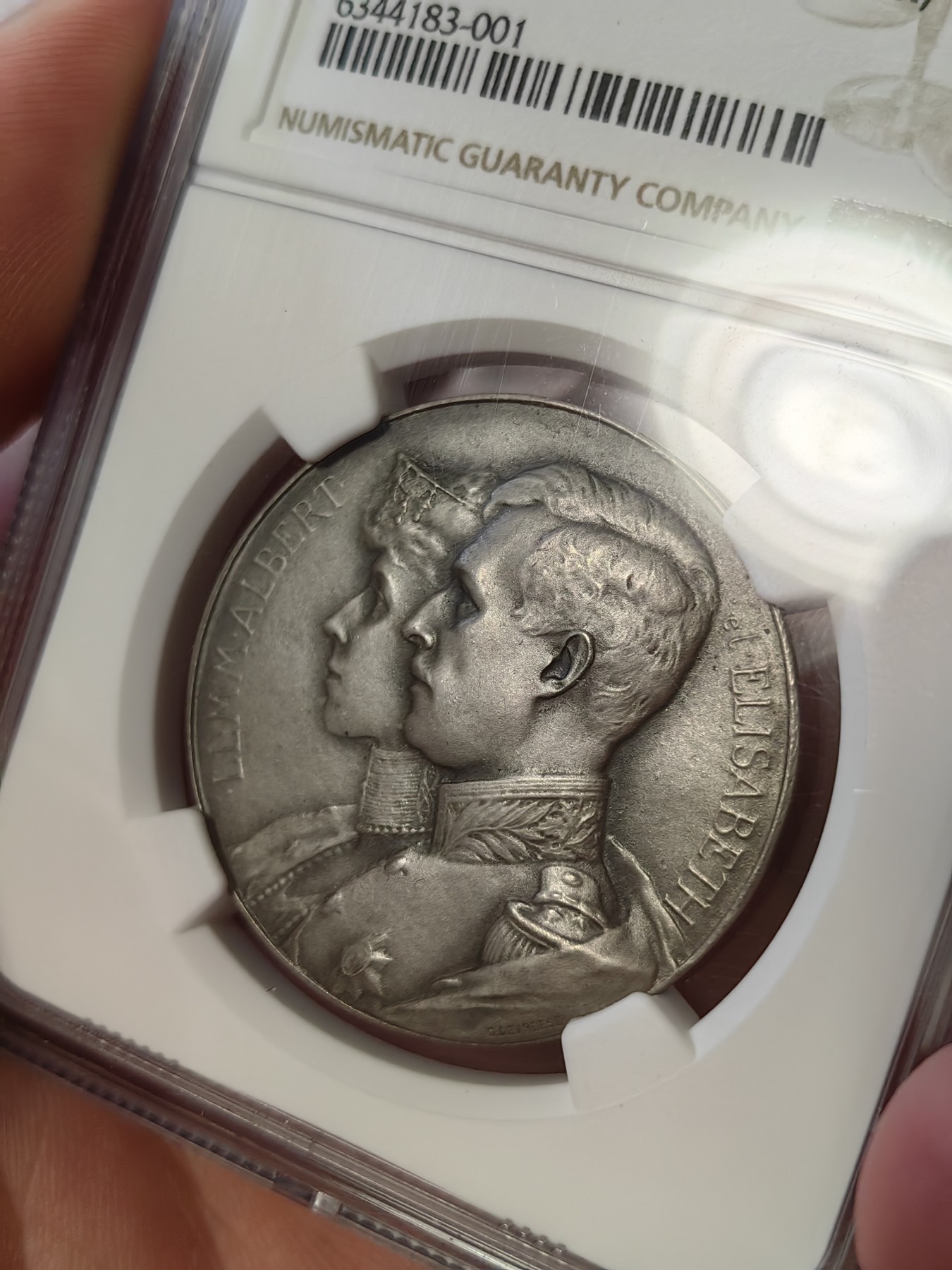 橡树集藏-006场 海纳百川 ngc-Ms66 1914年比利时镀银铜章 美利坚慷慨援助 数据库冠军分 高分好状态无出其右 高浮雕完美底板 裸体美利坚女神绝美 画面生动形象