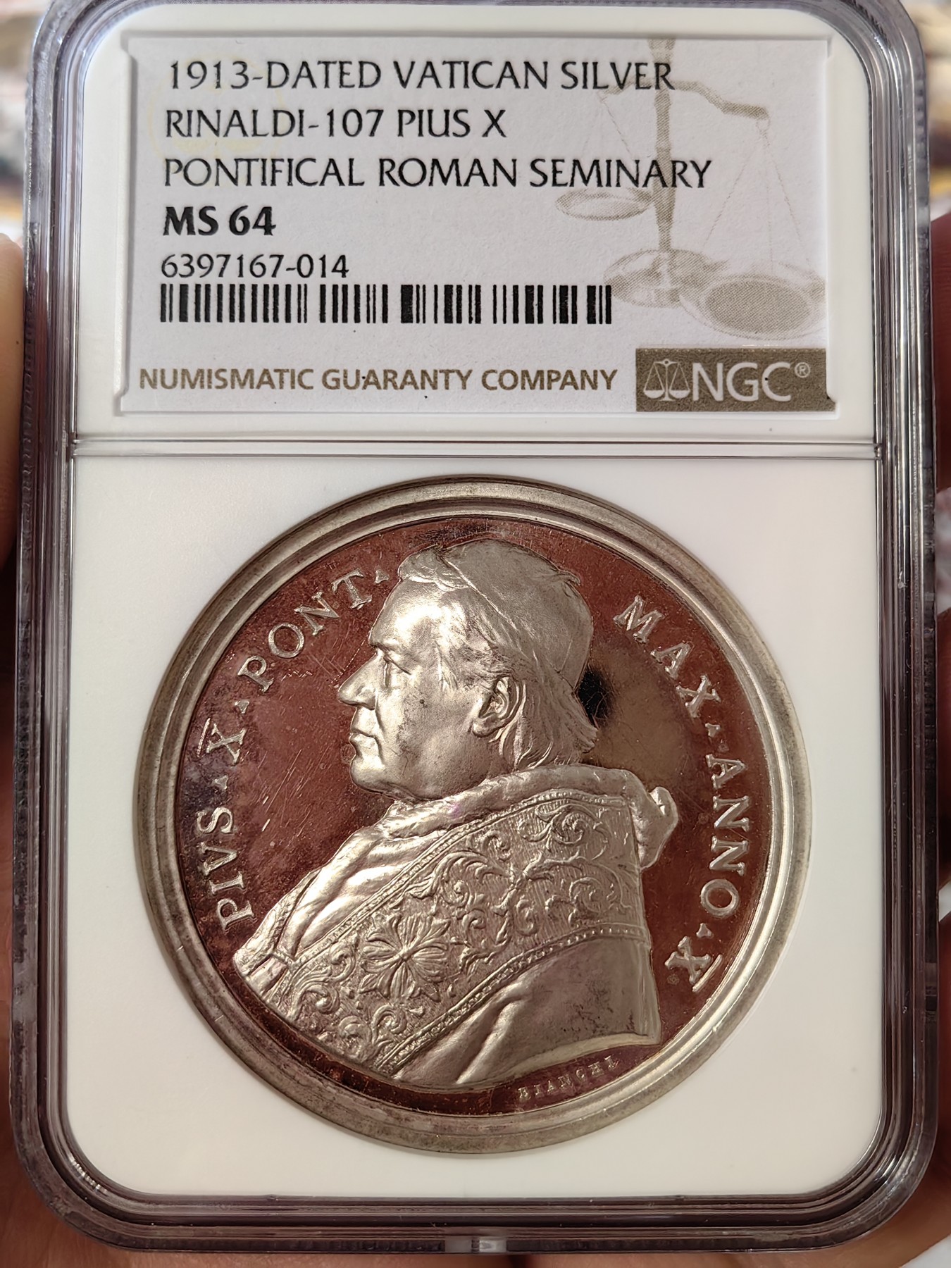 橡树集藏-006场 海纳百川 NGC-64 梵蒂冈 1913 教皇庇护十世（肖像朝左）罗马教皇神学院银章，高分，高浮雕镜面，细节精美，加厚盒