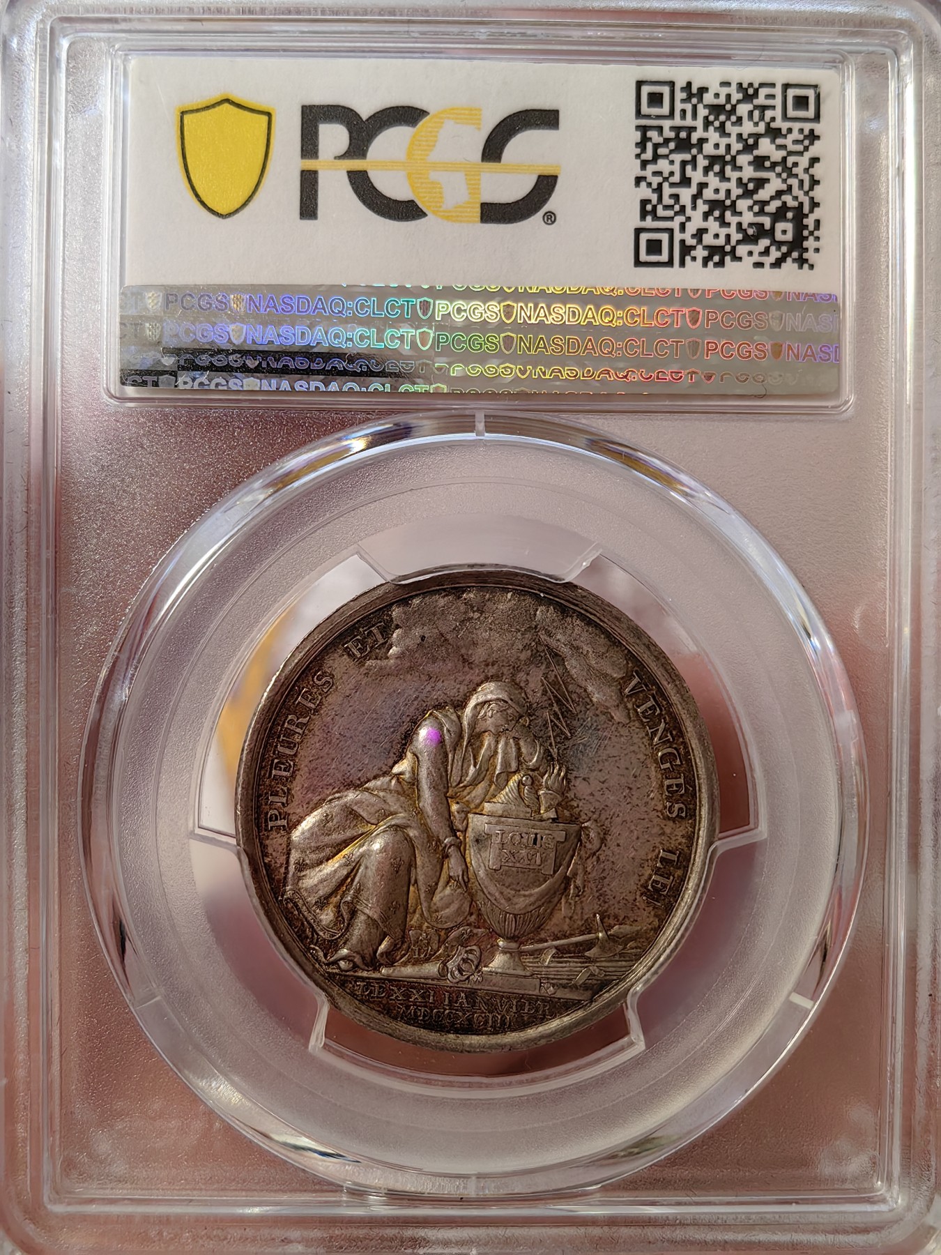 橡树集藏-006场 海纳百川 pcgs-SP61 1789年法国路易十六银章 纪念其被处决 命丧断头台 冠军分 为了美利坚独立 倾其所有 真正的美国国父 loos作品 柏林造币厂 邻国普鲁士制造的有趣的同情作品 隔岸观火 看热闹不嫌事大 贱兮兮 正面是法国国王路易十六头戴荆棘王冠 铭文被叛军杀害 背面是法兰西女神靠在骨灰盒上 指着倒下的王冠 背景是电闪雷鸣暴风雨 法西斯权杖倒地 铭文哀悼并为国王报仇