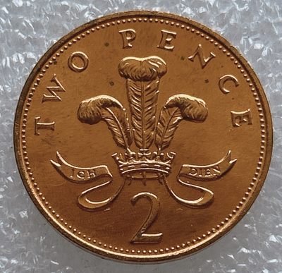 全场一元起拍 世界钱币散币场 第五期 - 英国1982年2便士硬币1孔雀翎羽毛 伊丽莎白