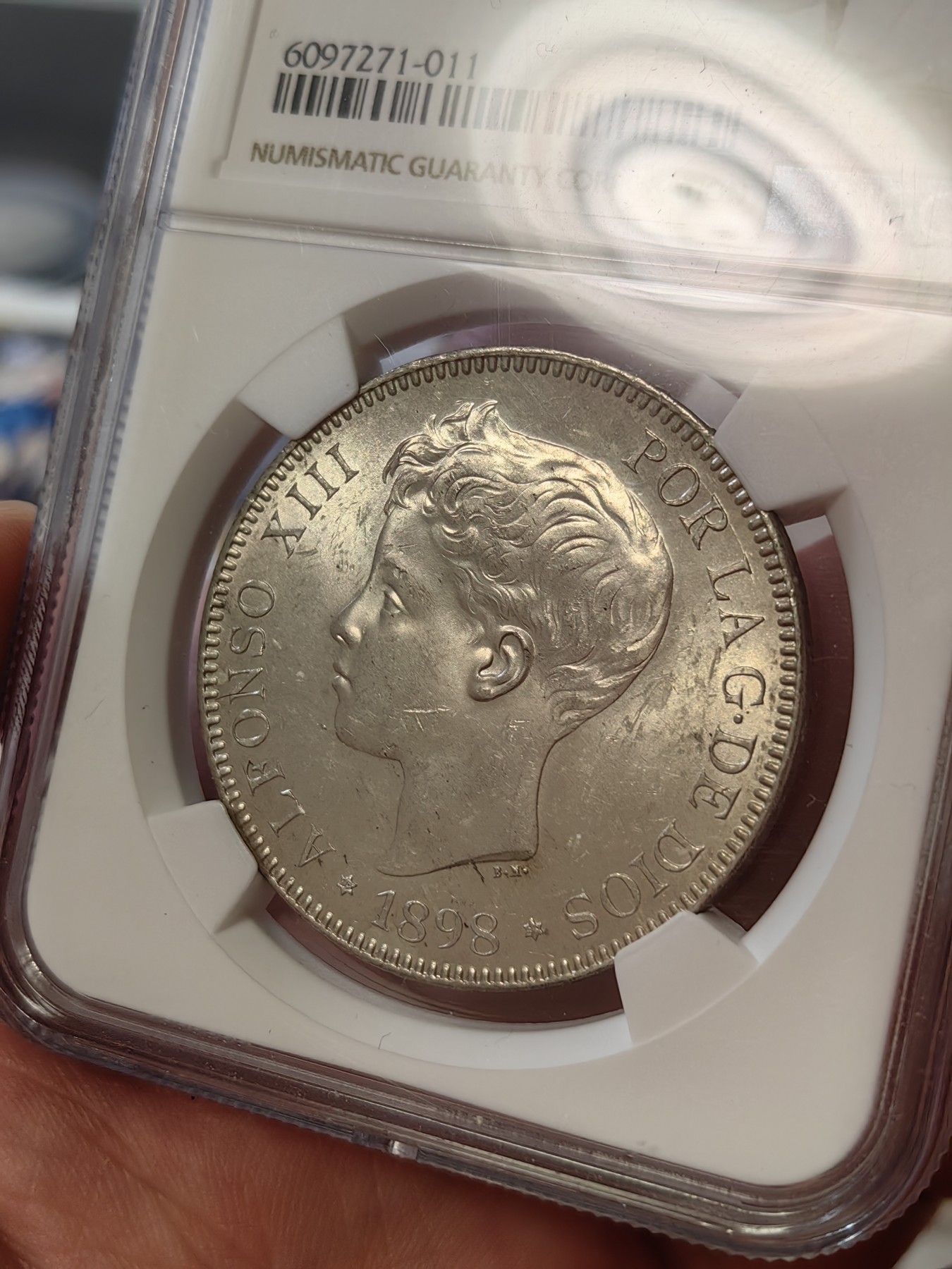 橡树集藏-006场 海纳百川 ngc-MS63 1898年西班牙5比塞塔大银币 经典的可爱男童 王冠双柱 原银强霜光 