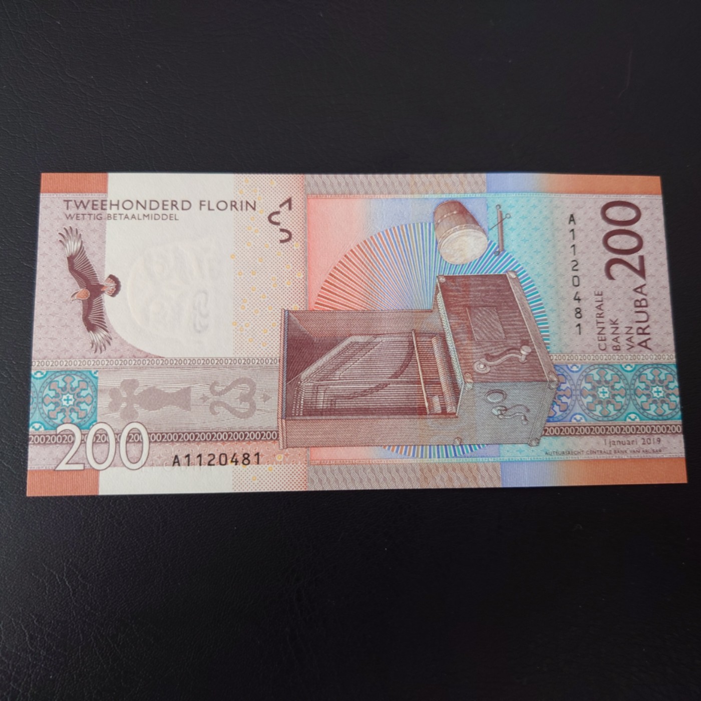 【世界钱币】精选微拍第64期暨2023年第十一期 裸钞专场（有最新展会卖剩品种） 2019年阿鲁巴200元 全新绝品