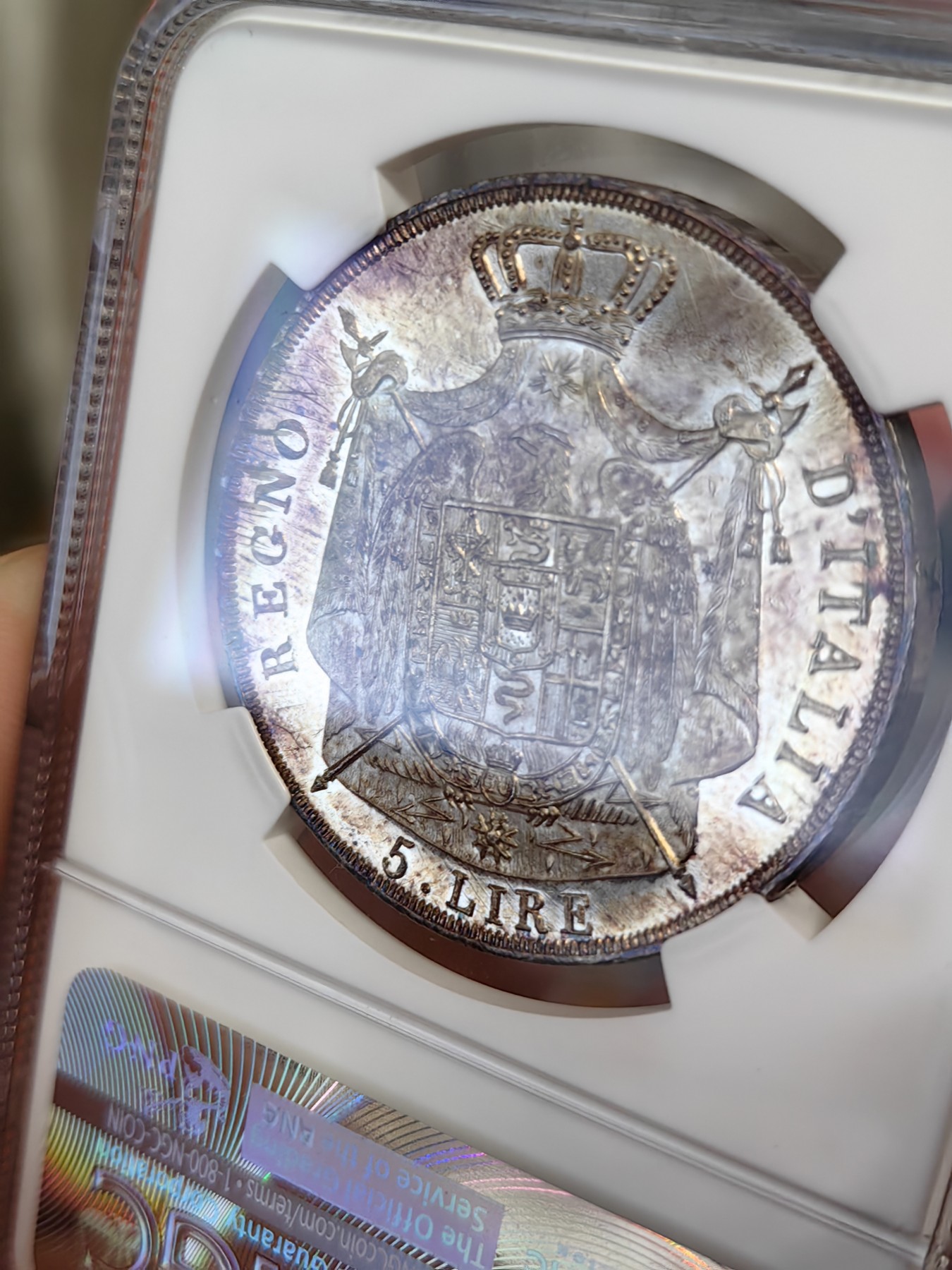 橡树集藏-006场 海纳百川 NGC-MS63 1814年意大利王国拿破仑5里拉大银币，万中无一的赤霞艳彩间中还有碧蓝点缀，背面帝国鹰徽加上类镜面底板霸气尽显。一代雄主，顶级设计。实物绝美，法系人不可错过的拿皇大银。