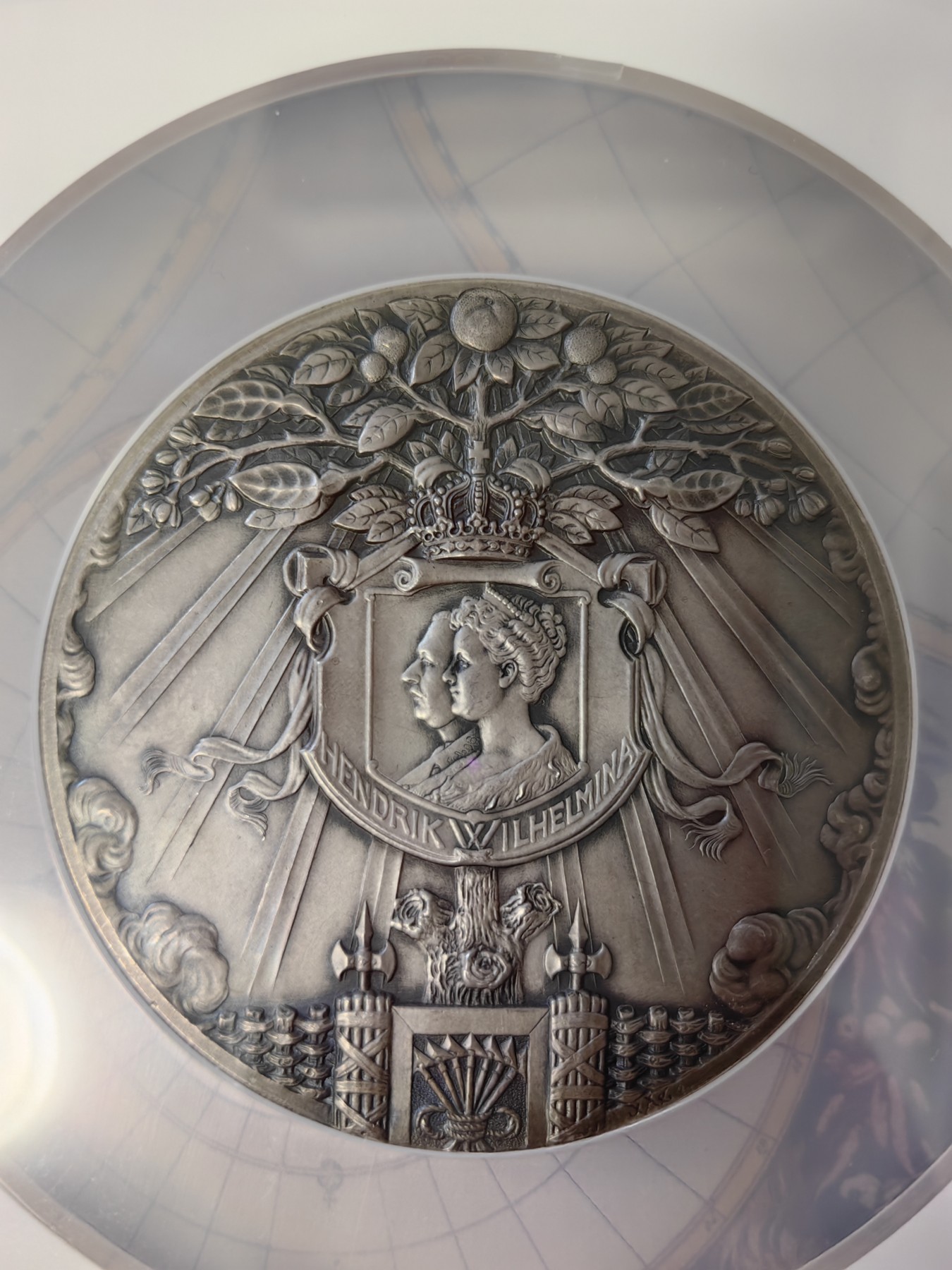 橡树集藏-006场 海纳百川 NGC MS63 1909年荷兰朱莉安娜公主诞生纪念大银章，发行量400枚，荷兰王室经典名章 现在好品相的越来越难见到！！！