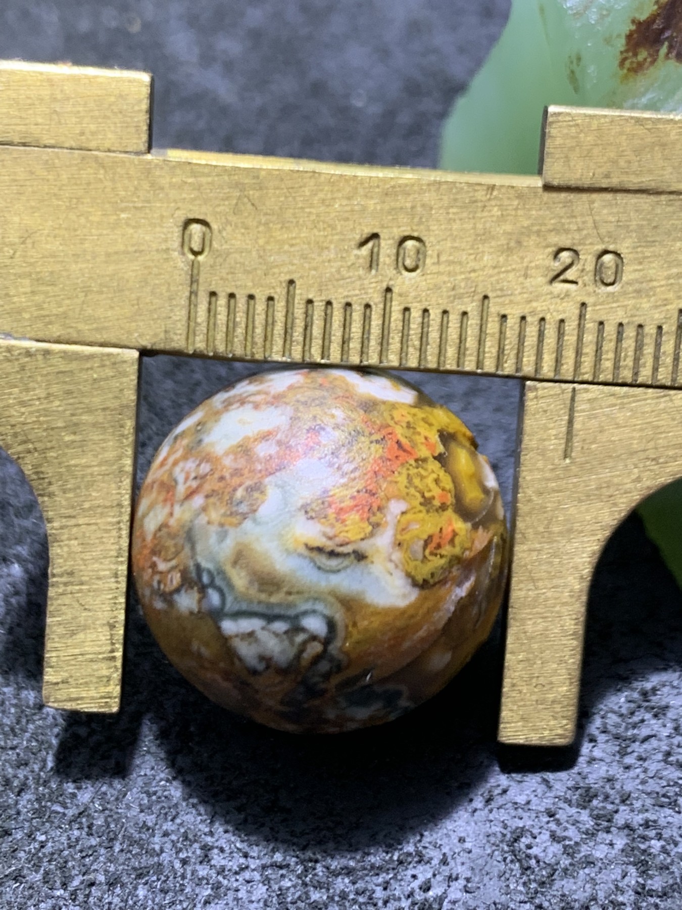 精美亚光草花纹战国红玛瑙手工雕刻福字2.0单珠一颗！