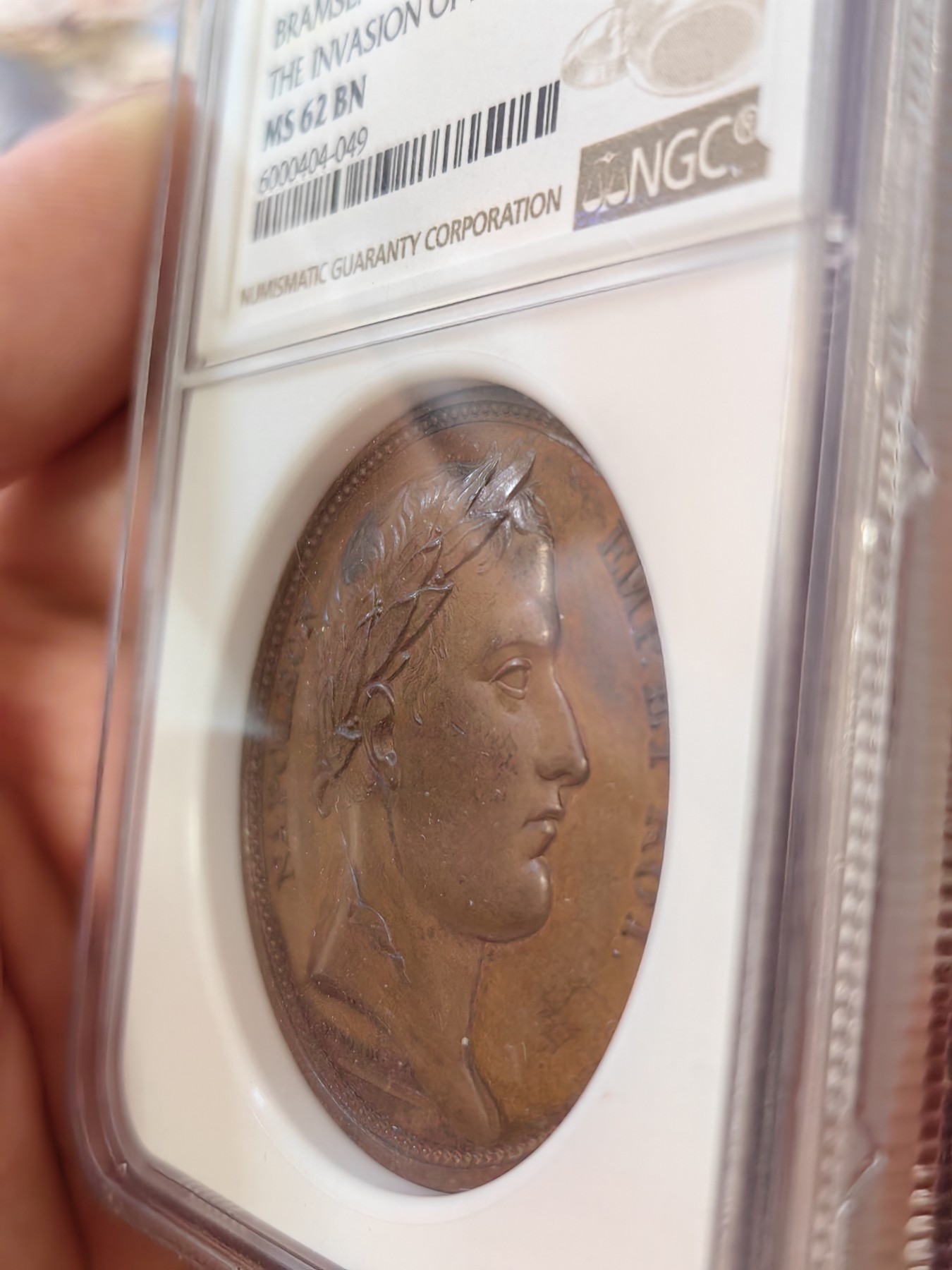 橡树集藏-006场 海纳百川 NGC-ms62 拿破仑1804原铸铜章，入侵英格兰，稀有品种，肖像由DROZ 雕刻（早期人像风格，少见）加厚盒。