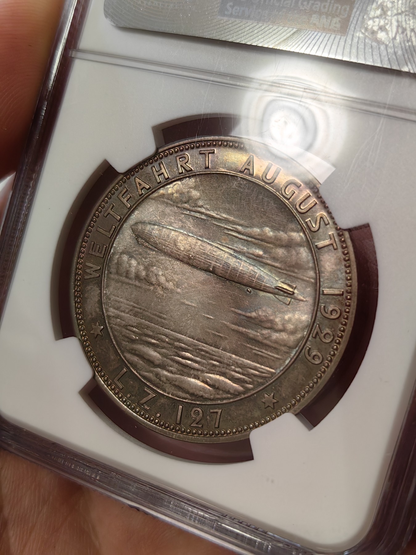 橡树集藏-006场 海纳百川 NGC-ms67 1929 齐柏林飞艇环游世界纪念银章，超顶级高分，镜面五彩。