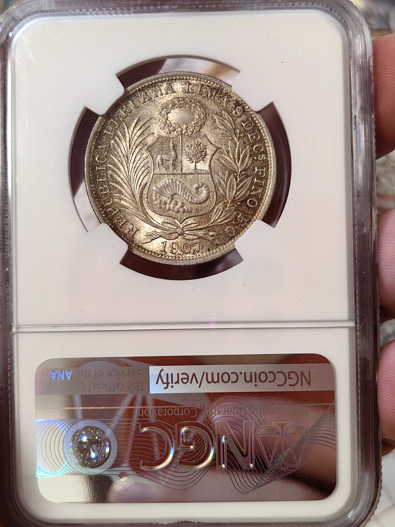 橡树集藏-006场 海纳百川 ngc-Ms65 1907年秘鲁半索尔银币 车轮霜光双面彩浆 实物观感极佳 FG-JR版首年发行 sbp落槌价240刀 南美大热门 盒子左下角磕伤