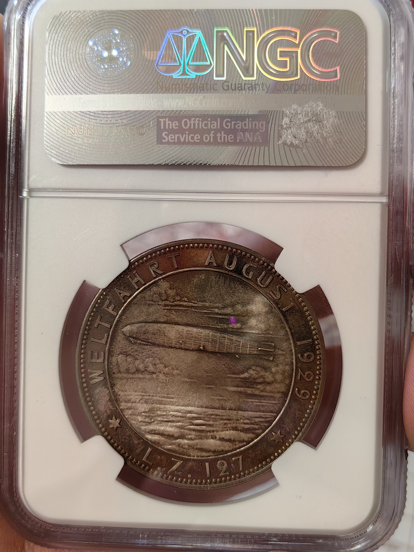 橡树集藏-006场 海纳百川 NGC-ms67 1929 齐柏林飞艇环游世界纪念银章，超顶级高分，镜面五彩。