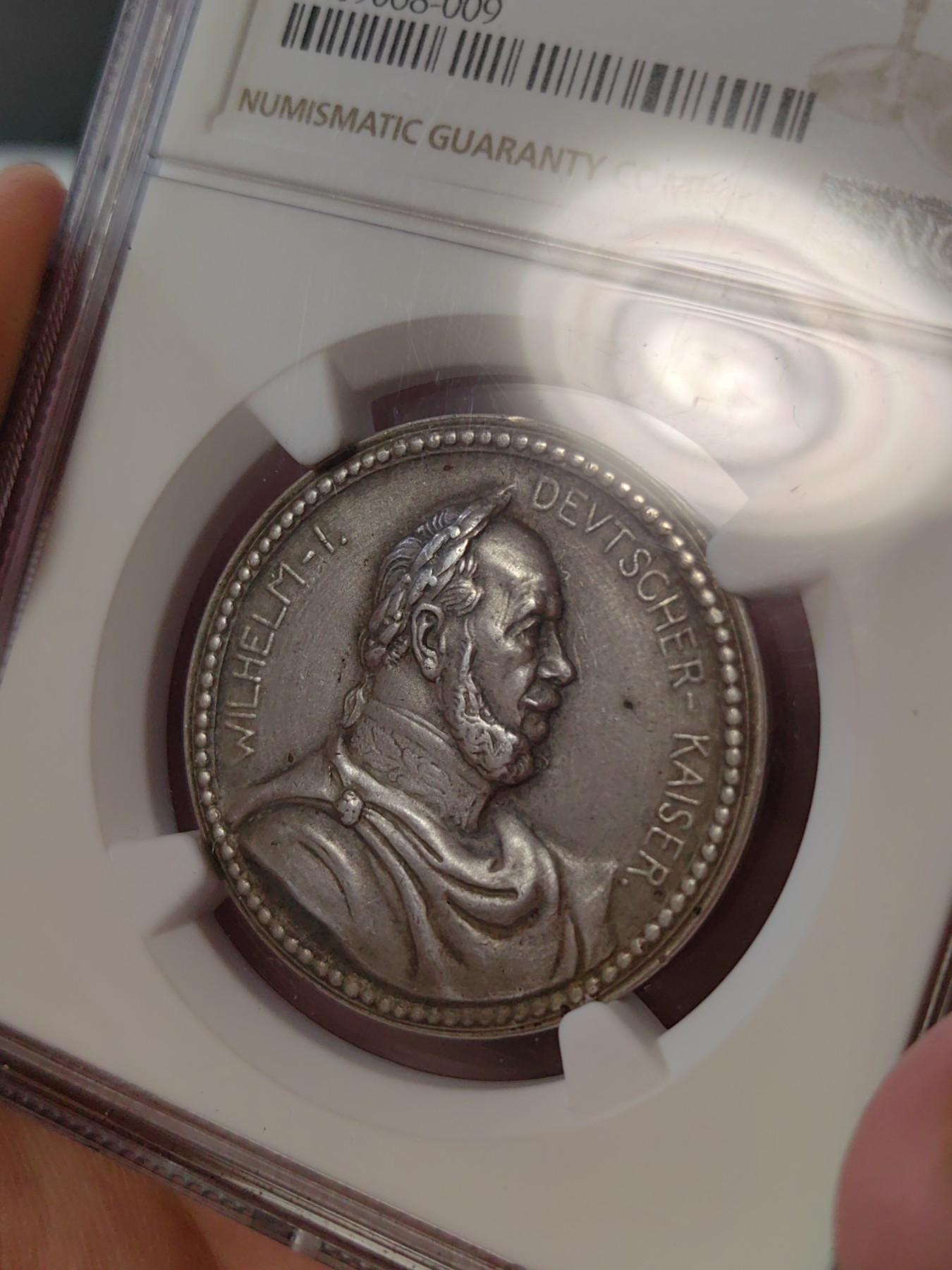 橡树集藏-006场 海纳百川 ngc-Ms64 1905年德国纽伦堡纪念德意志第二帝国皇帝威廉一世骑马戎装雕像揭幕纪念银章， 数据库唯一评级，冠军分。超高浮雕，细节丰富。骏马踏红花，一代枭雄，英姿飒爽。