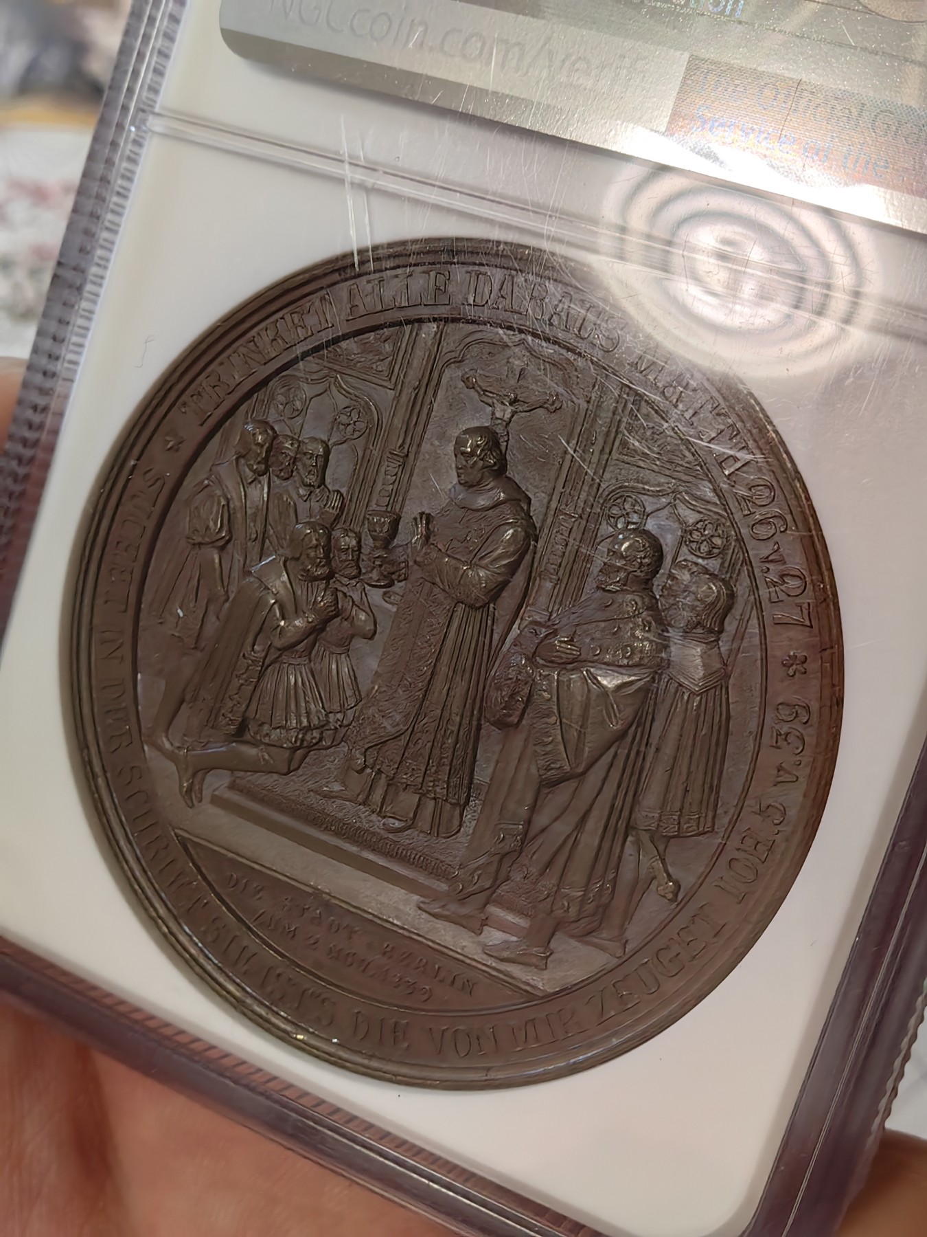 橡树集藏-006场 海纳百川 ngc-MS64BN 1839德国宗教改革300周年纪念章 巧克力包浆 超高浮雕加厚盒 雕刻细腻 背景画面感强