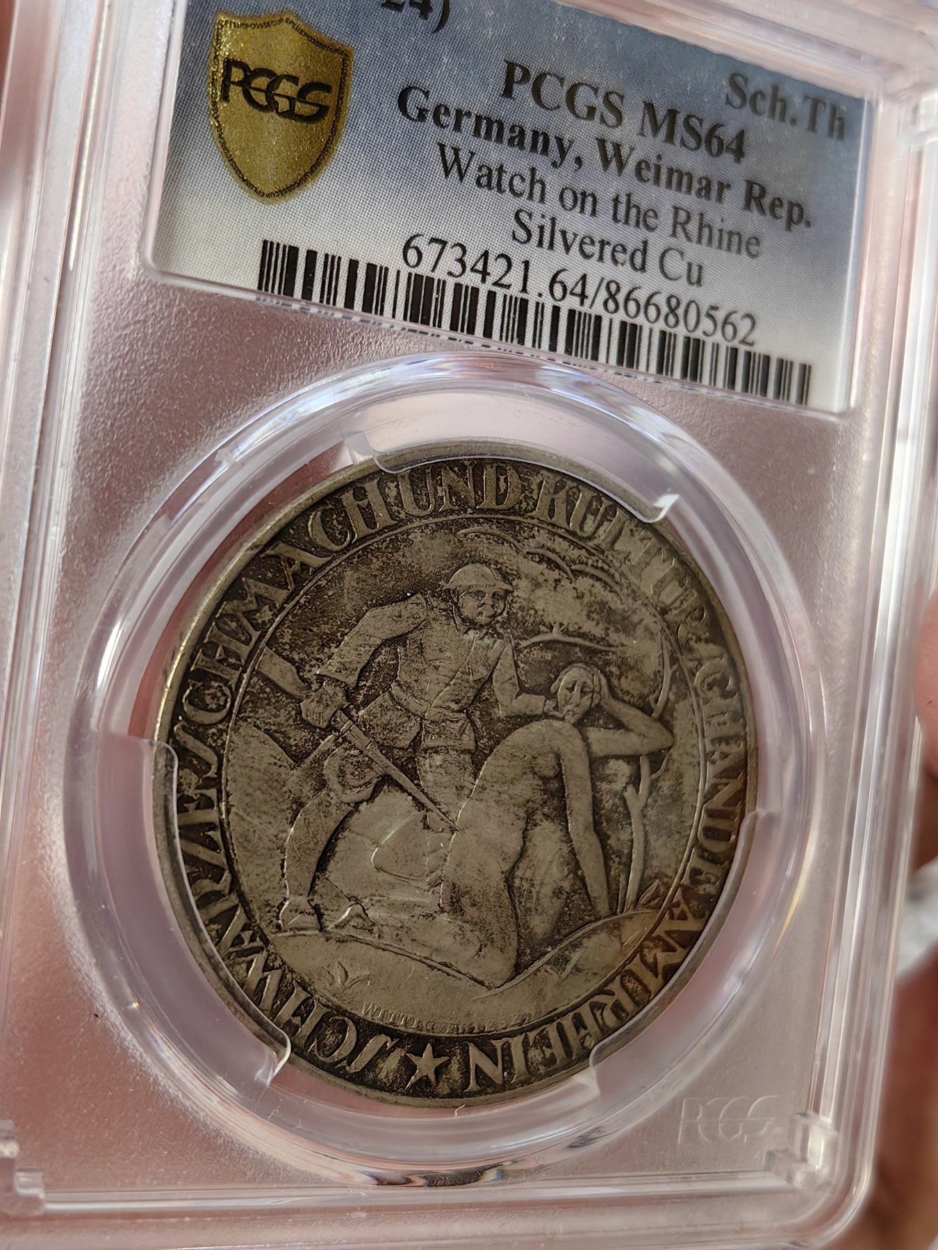 橡树集藏-006场 海纳百川 pcgs-ms64 1922-24年德国镀银纪念章黑色耻辱泰勒 守望莱茵  正面是一战战败的德国日耳曼妮娅被占领军羞辱 背面是折断的德国军刀 故事跃然纸上 刻画相当形象 德国国耻 欧陆老包浆 实物非常好看