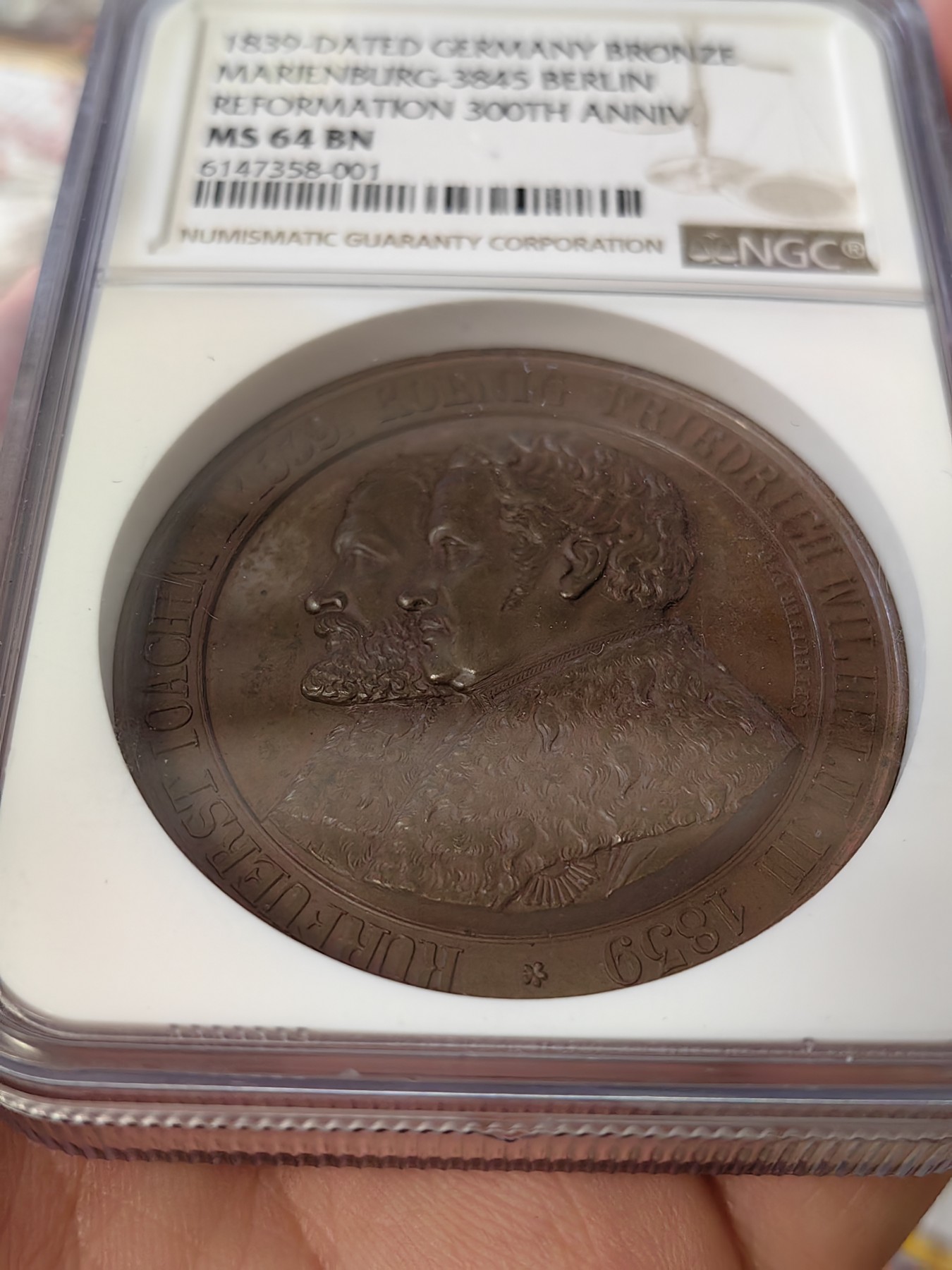 橡树集藏-006场 海纳百川 ngc-MS64BN 1839德国宗教改革300周年纪念章 巧克力包浆 超高浮雕加厚盒 雕刻细腻 背景画面感强