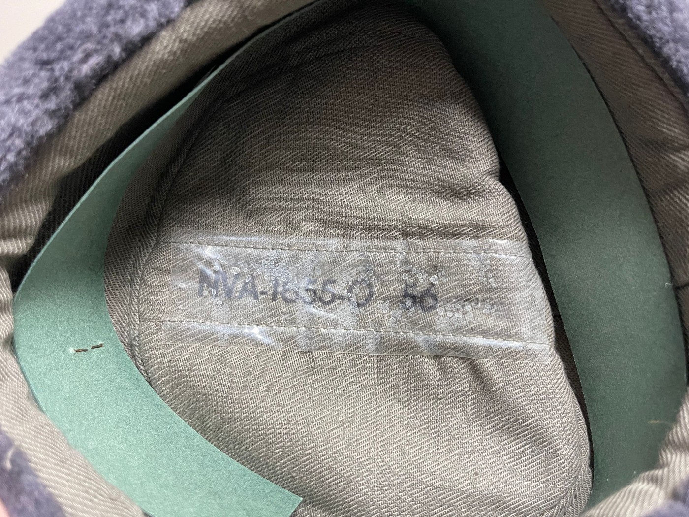 第一次麦稀奇拍卖 东德士兵棉帽 头围56 