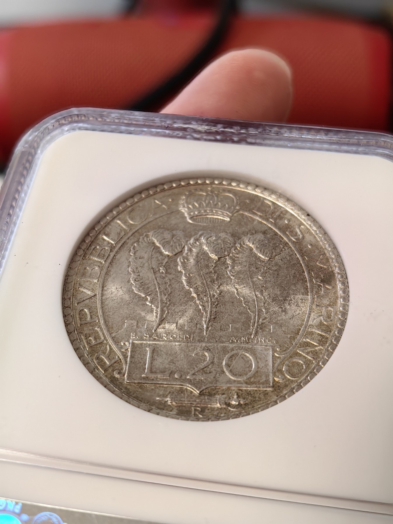 橡树集藏-006场 海纳百川 ngc-ms64 1932年圣马力诺20里拉大银币 环彩黄油包浆 双车轮顶级霜光 老盒严评品质保障 实物状态极佳