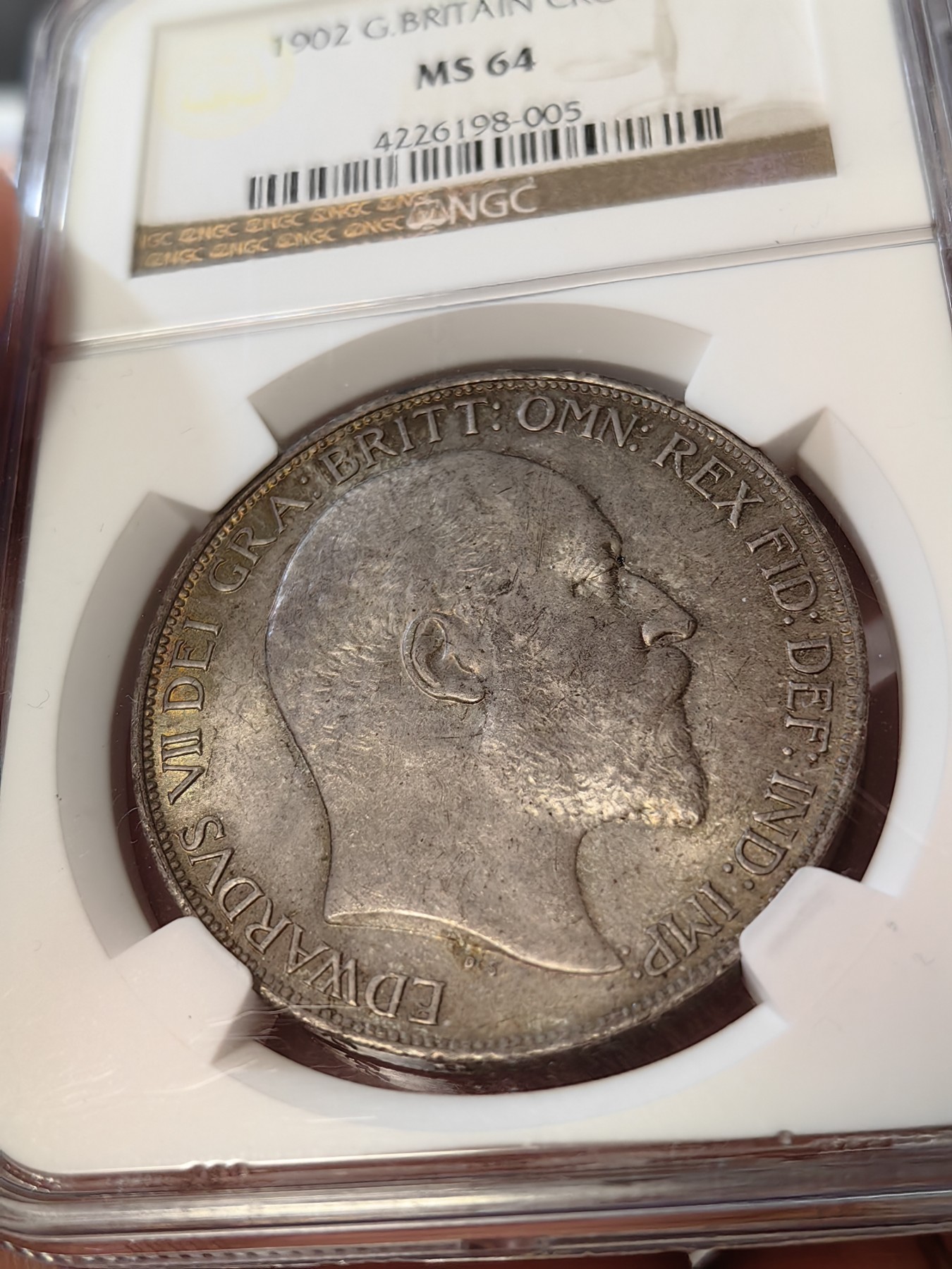 橡树集藏-006场 海纳百川 ngc-Ms64 1902年英国爱七马剑克朗银币 高分好品 双面古朴老包浆 带彩 细节好打制佳 普制高分比精制难得 老盒品质保证 英系主币大银