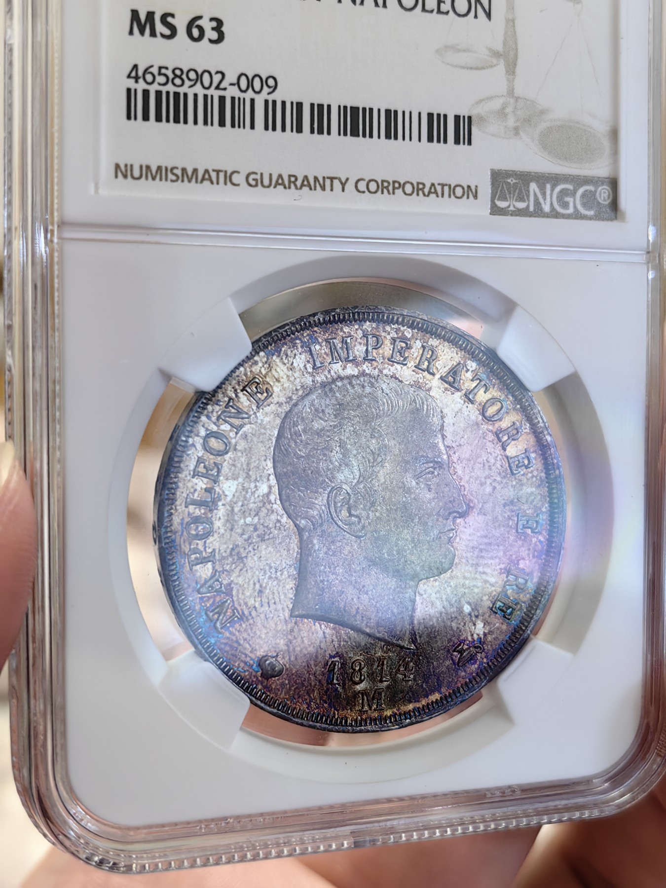 橡树集藏-006场 海纳百川 NGC-MS63 1814年意大利王国拿破仑5里拉大银币，万中无一的赤霞艳彩间中还有碧蓝点缀，背面帝国鹰徽加上类镜面底板霸气尽显。一代雄主，顶级设计。实物绝美，法系人不可错过的拿皇大银。